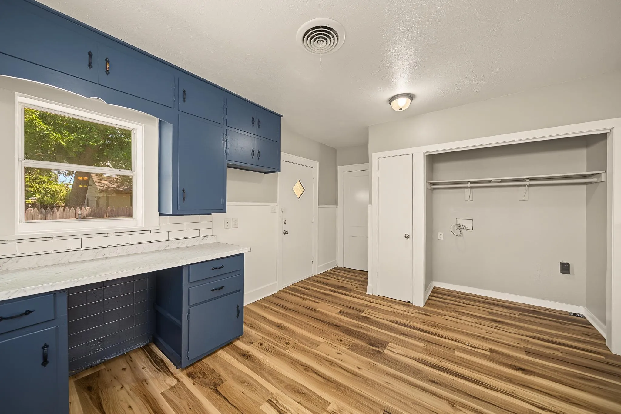 Apartment For Sale in Taylor County , 617 Grand Avenue, Abilene, Texas 79605, 3 Bedroom, 2 Bathroom, Garage spaces, 1,524 Sqft, built in 1941, mls#21340623, Real Estate Agent in Abilene, Homes For Sale in Taylor county, Homes For Sale in Abilene, Realtor in Abilene Texas, Real Estate Brokerage Independent Realty Texas, Luminita Cordes Realtor