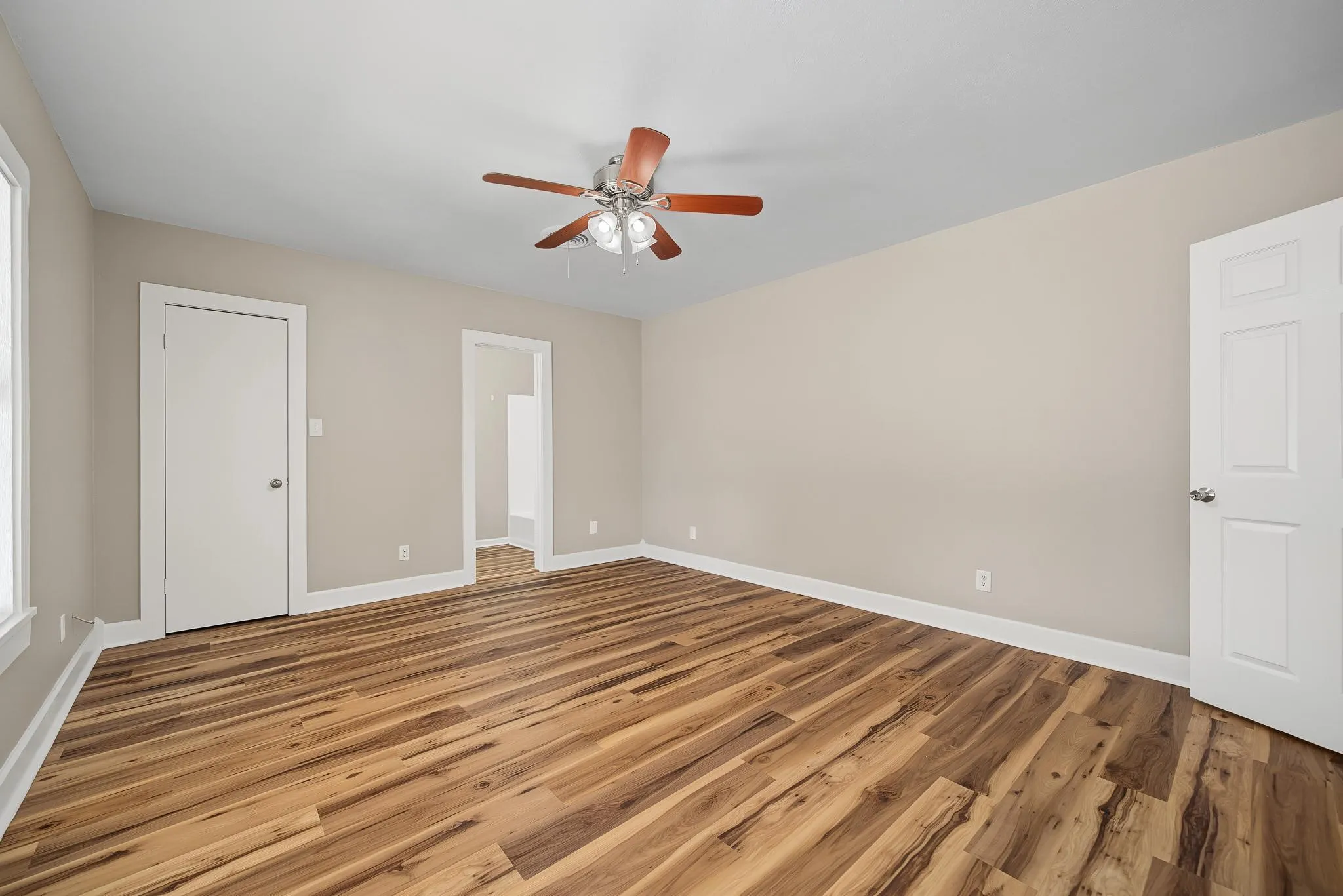 Apartment For Sale in Taylor County , 617 Grand Avenue, Abilene, Texas 79605, 3 Bedroom, 2 Bathroom, Garage spaces, 1,524 Sqft, built in 1941, mls#21340623, Real Estate Agent in Abilene, Homes For Sale in Taylor county, Homes For Sale in Abilene, Realtor in Abilene Texas, Real Estate Brokerage Independent Realty Texas, Luminita Cordes Realtor