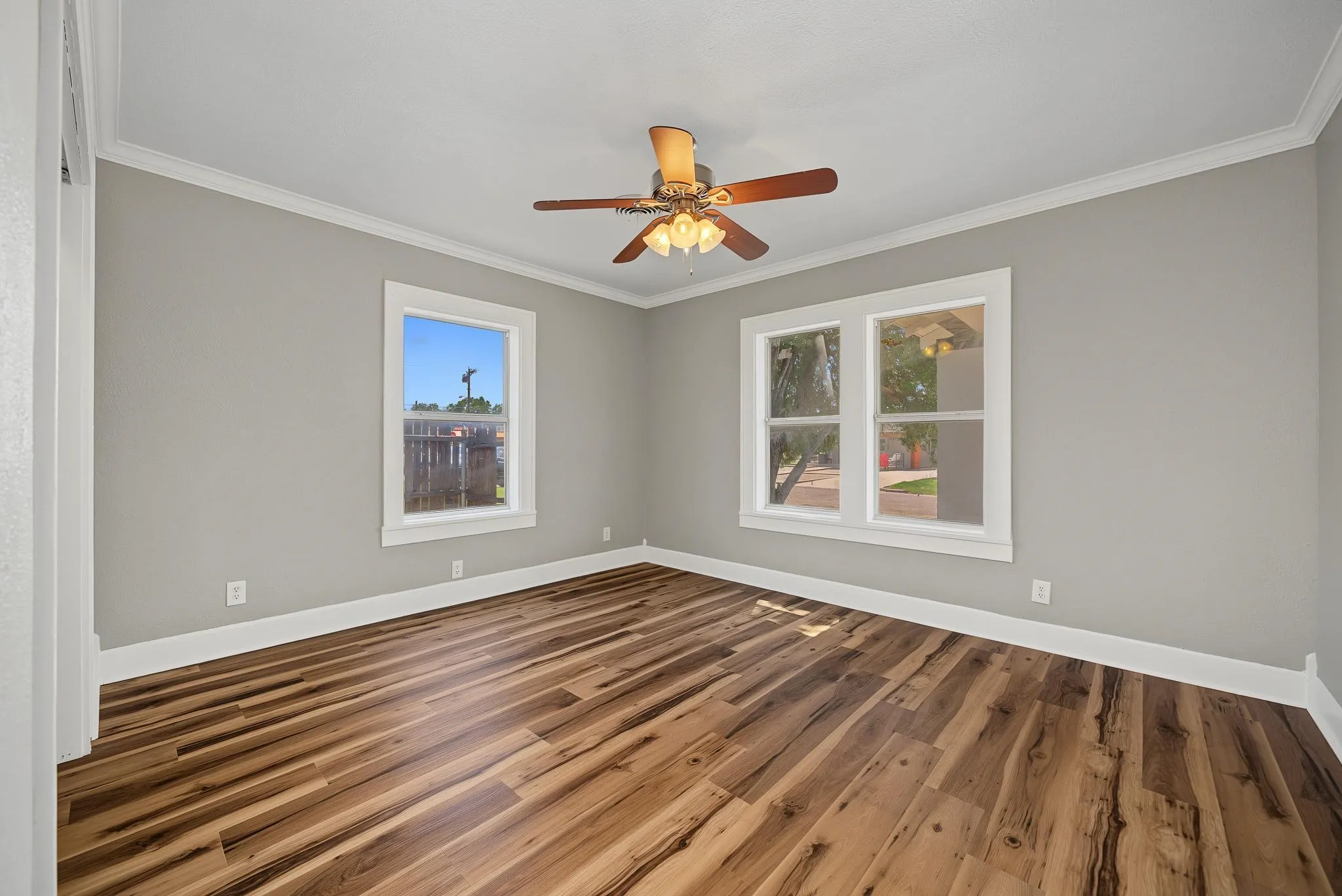 Apartment For Sale in Taylor County , 617 Grand Avenue, Abilene, Texas 79605, 3 Bedroom, 2 Bathroom, Garage spaces, 1,524 Sqft, built in 1941, mls#21340623, Real Estate Agent in Abilene, Homes For Sale in Taylor county, Homes For Sale in Abilene, Realtor in Abilene Texas, Real Estate Brokerage Independent Realty Texas, Luminita Cordes Realtor