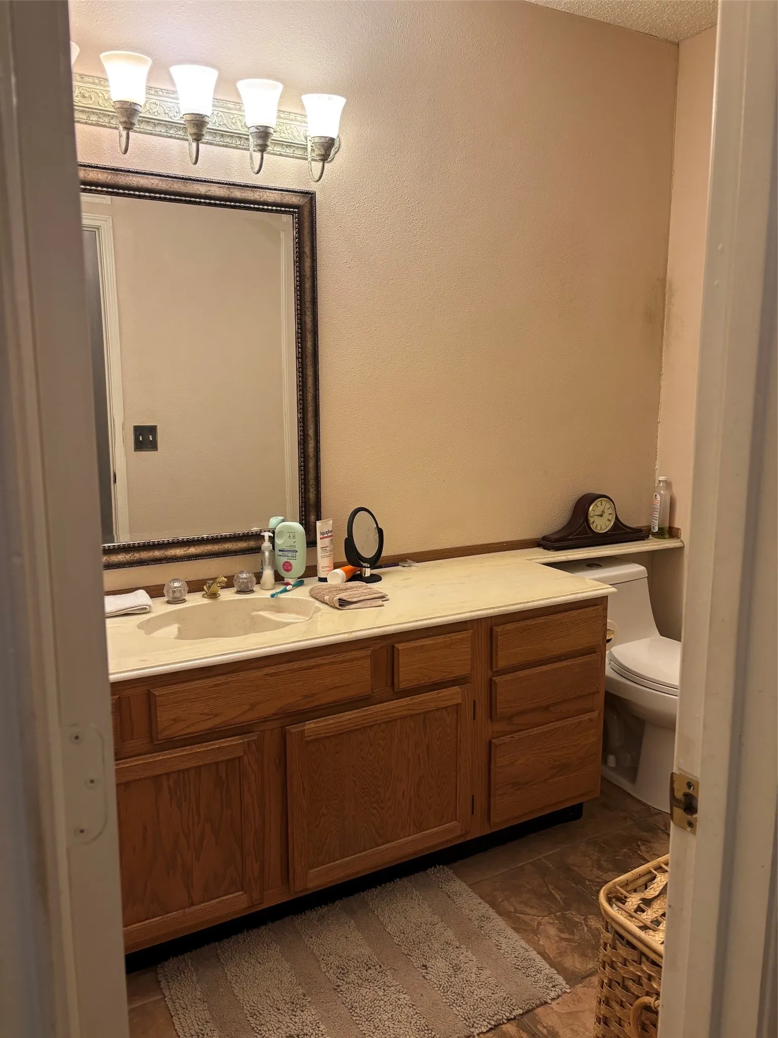 master vanity 1