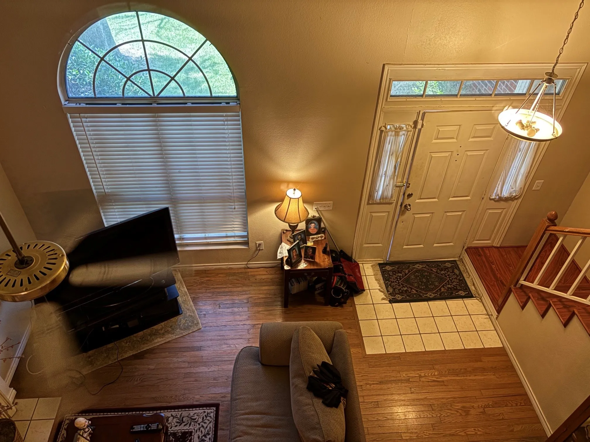 Single Family Residence For Sale in Dallas County , 4435 Mercer Street, Grand Prairie, Texas 75052, 3 Bedroom, 2 Bathroom, 2 Garage spaces, 1,738 Sqft, built in 1986, mls#21355650, Real Estate Agent in Grand Prairie, Homes For Sale in Dallas county, Homes For Sale in Grand Prairie, Realtor in Grand Prairie Texas, Real Estate Brokerage Independent Realty Texas, Luminita Cordes Realtor