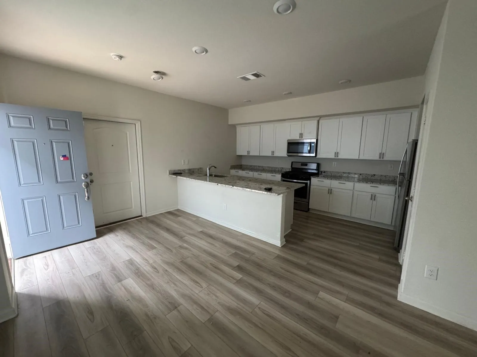 Single Family Residence For Rent in Collin County , 315 Marsh Lane, Princeton, Texas 75407, 3 Bedroom, 3 Bathroom, 2 Garage spaces, 1,586 Sqft, built in 2022, mls#21355654, Real Estate Agent in Princeton, Homes For Rent in Collin county, Homes For Rent in Princeton, Realtor in Princeton Texas, Real Estate Brokerage Independent Realty Texas, Luminita Cordes Realtor