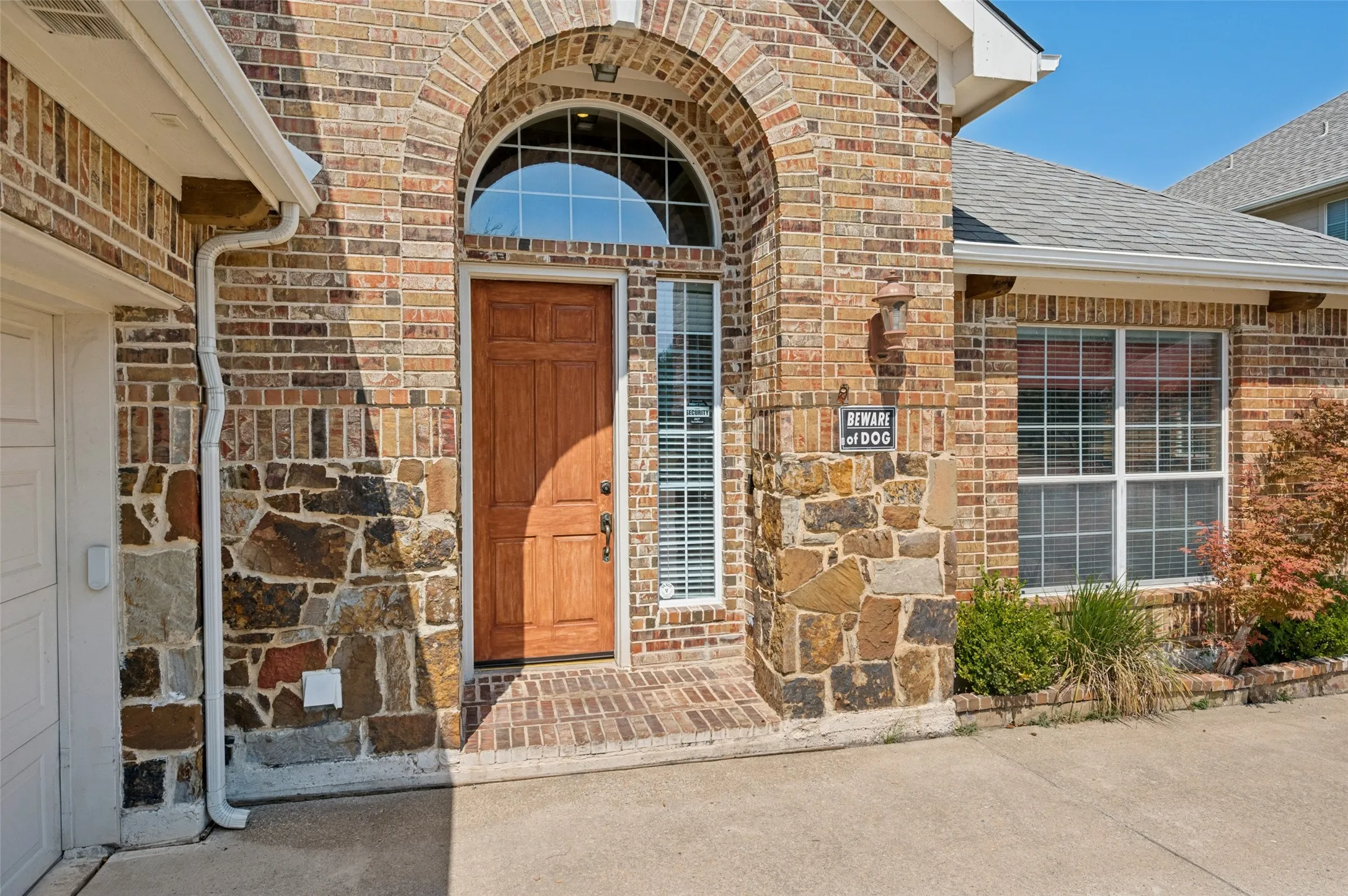 Single Family Residence For Rent in Collin County , 3013 Brookvale Drive, Richardson, Texas 75082, 5 Bedroom, 4 Bathroom, 3 Garage spaces, 3,863 Sqft, built in 2002, mls#21342556, Real Estate Agent in Richardson, Homes For Rent in Collin county, Homes For Rent in Richardson, Realtor in Richardson Texas, Real Estate Brokerage Independent Realty Texas, Luminita Cordes Realtor