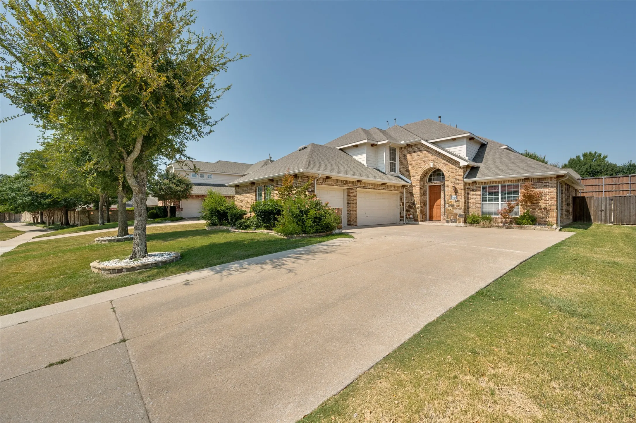 Single Family Residence For Rent in Collin County , 3013 Brookvale Drive, Richardson, Texas 75082, 5 Bedroom, 4 Bathroom, 3 Garage spaces, 3,863 Sqft, built in 2002, mls#21342556, Real Estate Agent in Richardson, Homes For Rent in Collin county, Homes For Rent in Richardson, Realtor in Richardson Texas, Real Estate Brokerage Independent Realty Texas, Luminita Cordes Realtor