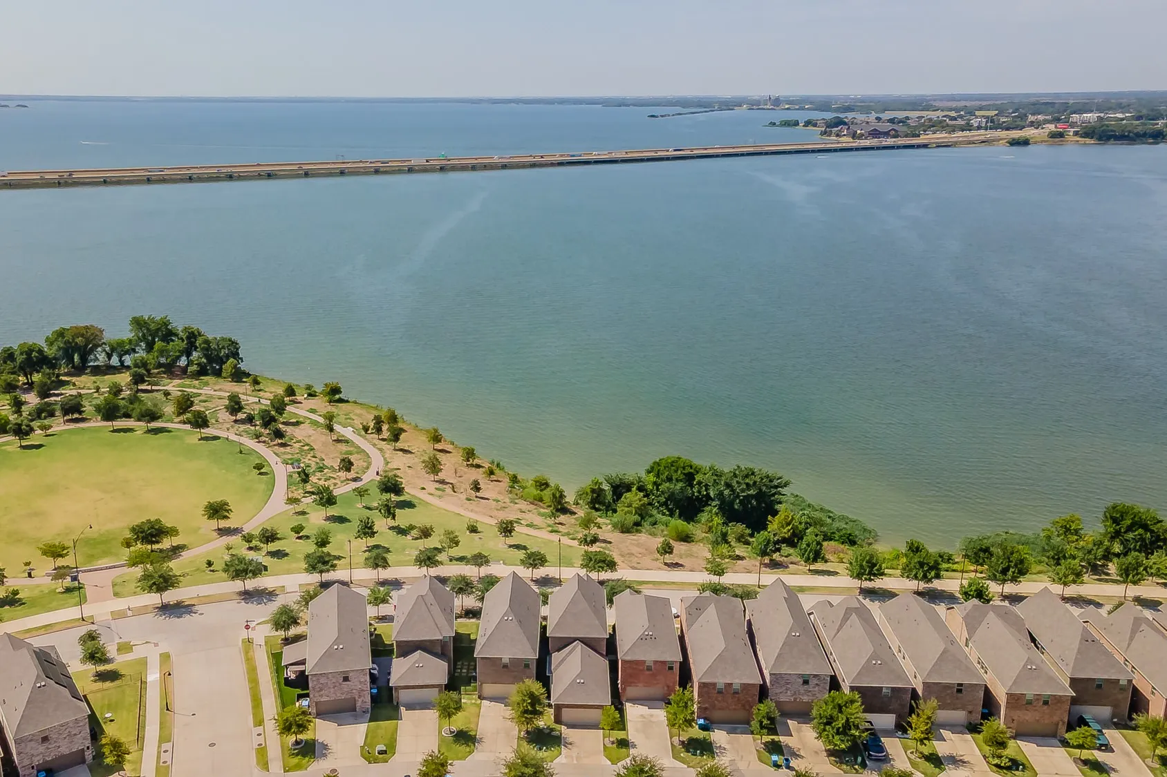 Single Family Residence For Rent in Dallas County , 7513 Sunset Boulevard, Rowlett, Texas 75088, 3 Bedroom, 3 Bathroom, 2 Garage spaces, 2,016 Sqft, built in 2019, mls#21355593, Real Estate Agent in Rowlett, Homes For Rent in Dallas county, Homes For Rent in Rowlett, Realtor in Rowlett Texas, Real Estate Brokerage Independent Realty Texas, Luminita Cordes Realtor