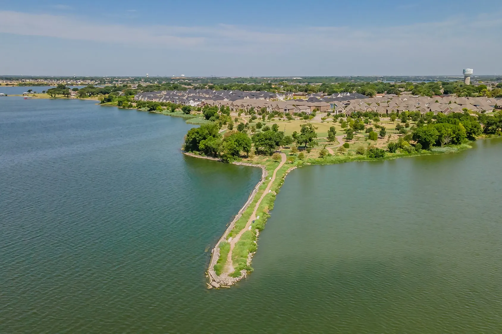 Single Family Residence For Rent in Dallas County , 7513 Sunset Boulevard, Rowlett, Texas 75088, 3 Bedroom, 3 Bathroom, 2 Garage spaces, 2,016 Sqft, built in 2019, mls#21355593, Real Estate Agent in Rowlett, Homes For Rent in Dallas county, Homes For Rent in Rowlett, Realtor in Rowlett Texas, Real Estate Brokerage Independent Realty Texas, Luminita Cordes Realtor
