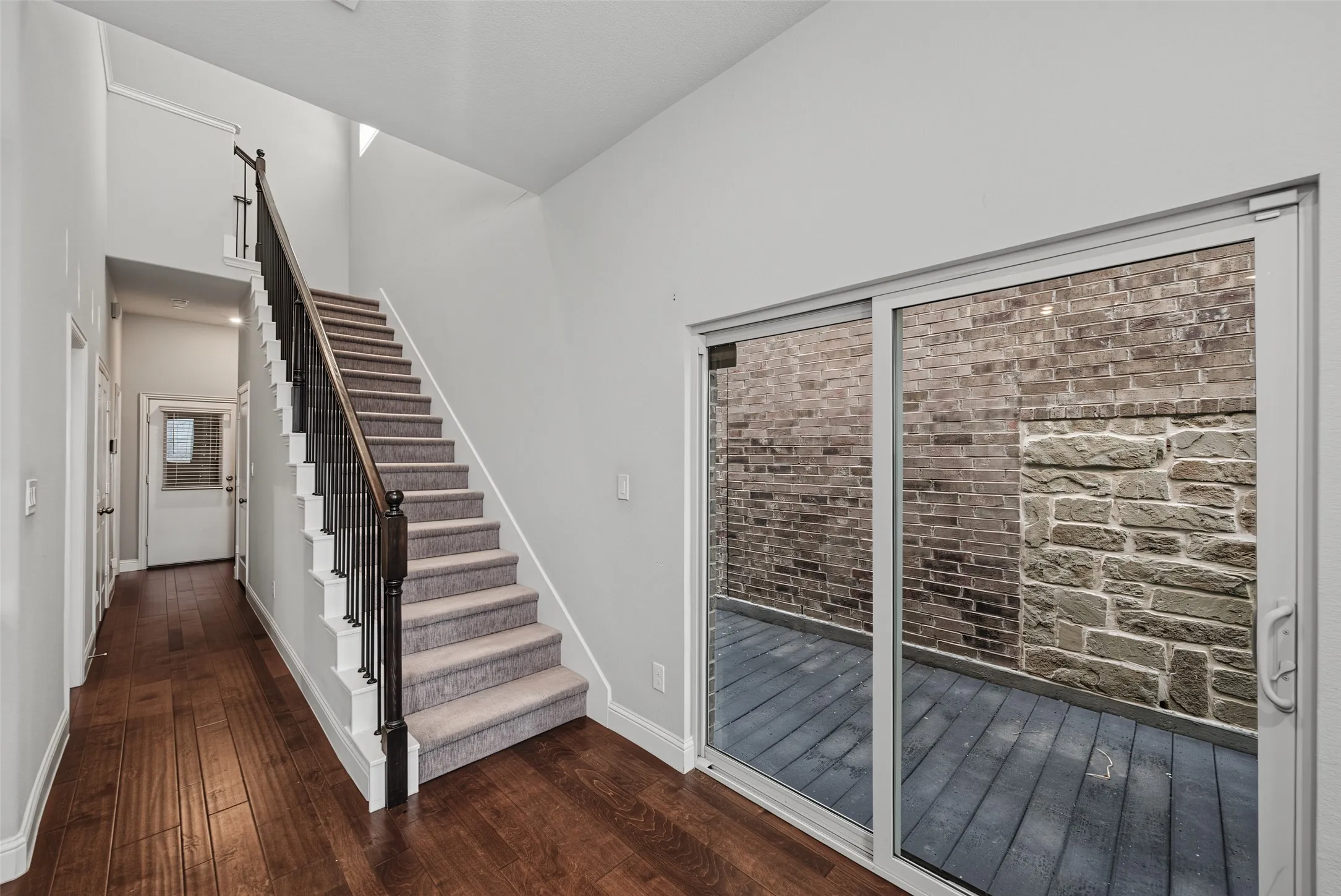 Single Family Residence For Rent in Dallas County , 7513 Sunset Boulevard, Rowlett, Texas 75088, 3 Bedroom, 3 Bathroom, 2 Garage spaces, 2,016 Sqft, built in 2019, mls#21355593, Real Estate Agent in Rowlett, Homes For Rent in Dallas county, Homes For Rent in Rowlett, Realtor in Rowlett Texas, Real Estate Brokerage Independent Realty Texas, Luminita Cordes Realtor