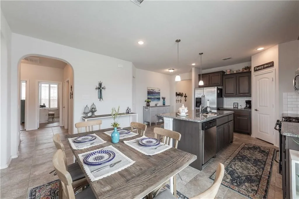 Single Family Residence For Rent in Tarrant County , 1716 Rio Penasco Drive, Fort Worth, Texas 76052, 3 Bedroom, 2 Bathroom, 2 Garage spaces, 1,696 Sqft, built in 2017, mls#21355667, Real Estate Agent in Fort Worth, Homes For Rent in Tarrant county, Homes For Rent in Fort Worth, Realtor in Fort Worth Texas, Real Estate Brokerage Independent Realty Texas, Luminita Cordes Realtor