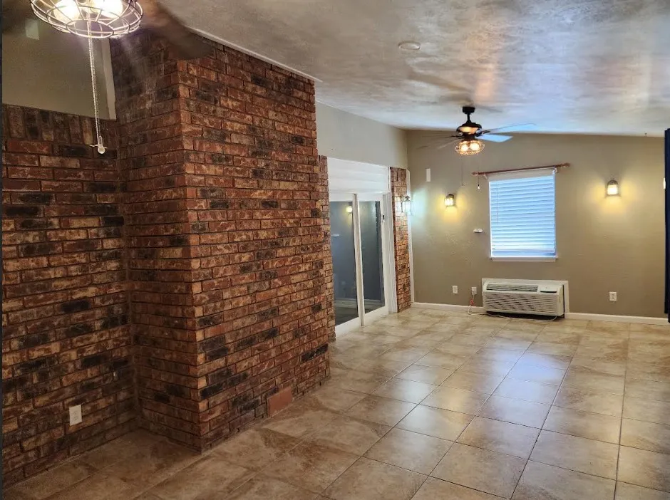 Single Family Residence For Rent in Dallas County , 1918 Lewis Trail, Grand Prairie, Texas 75052, 4 Bedroom, 2 Bathroom, Garage spaces, 2,785 Sqft, built in 1980, mls#21355432, Real Estate Agent in Grand Prairie, Homes For Rent in Dallas county, Homes For Rent in Grand Prairie, Realtor in Grand Prairie Texas, Real Estate Brokerage Independent Realty Texas, Luminita Cordes Realtor