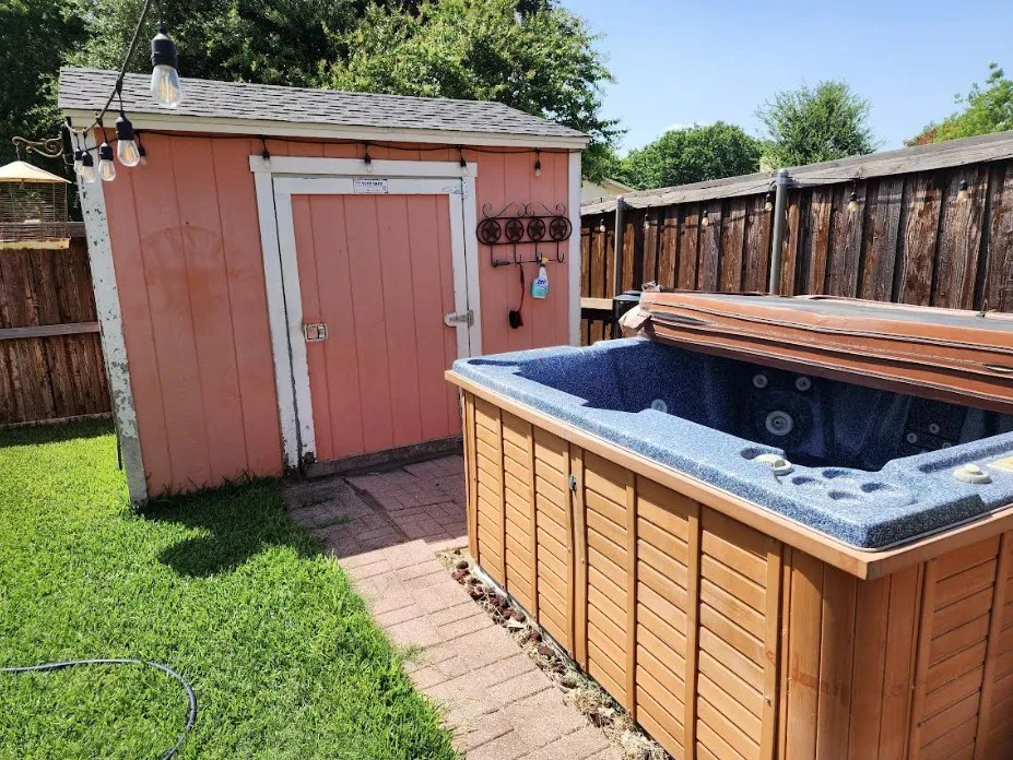 Single Family Residence For Rent in Dallas County , 1918 Lewis Trail, Grand Prairie, Texas 75052, 4 Bedroom, 2 Bathroom, Garage spaces, 2,785 Sqft, built in 1980, mls#21355432, Real Estate Agent in Grand Prairie, Homes For Rent in Dallas county, Homes For Rent in Grand Prairie, Realtor in Grand Prairie Texas, Real Estate Brokerage Independent Realty Texas, Luminita Cordes Realtor
