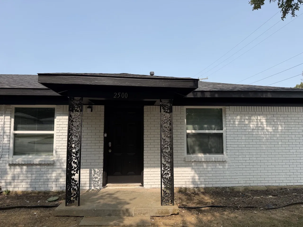 Duplex For Rent in Tarrant County , 2500 Normont Circle, Fort Worth, Texas 76103, 2 Bedroom, 1 Bathroom, 1 Garage spaces, 774 Sqft, built in 1954, mls#21349476, Real Estate Agent in Fort Worth, Homes For Rent in Tarrant county, Homes For Rent in Fort Worth, Realtor in Fort Worth Texas, Real Estate Brokerage Independent Realty Texas, Luminita Cordes Realtor