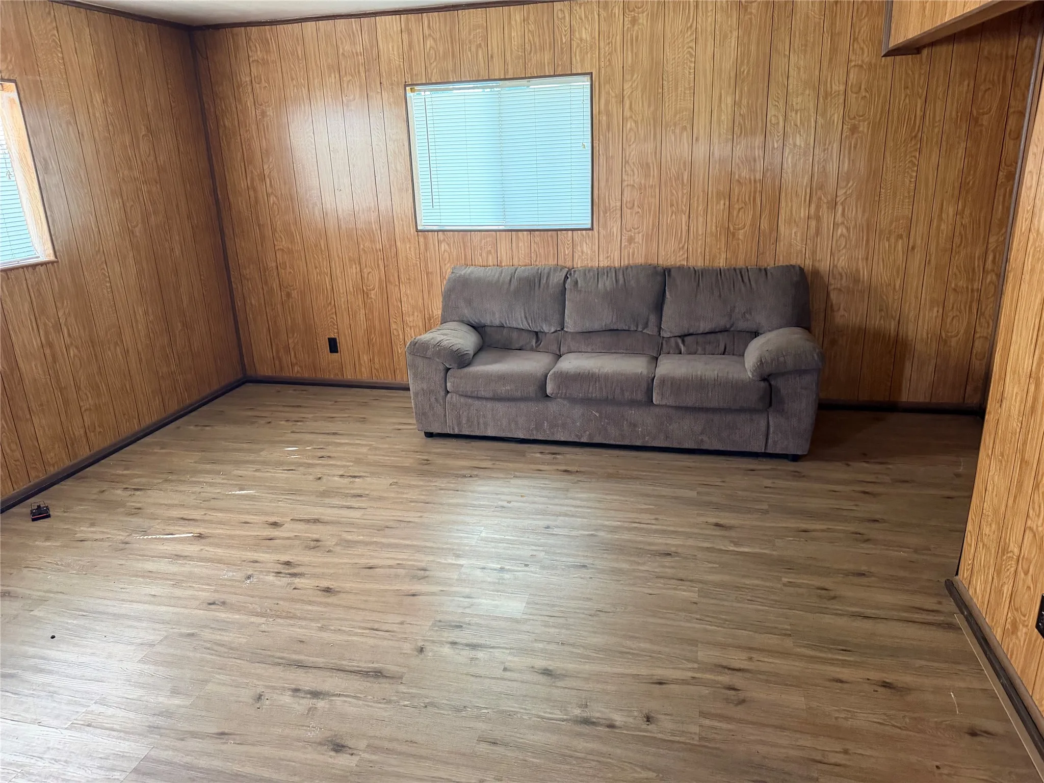 Single Family Residence For Sale in Comanche County , 5401 Hwy 36, Comanche, Texas 76442, 3 Bedroom, 2 Bathroom, 1 Garage spaces, 1,224 Sqft, built in 1895, Price $101,000, mls#21355687, Real Estate Agent in Comanche, Homes For Sale in Comanche county, Homes For Sale in Comanche, Realtor in Comanche Texas, Real Estate Brokerage Independent Realty Texas, Luminita Cordes Realtor