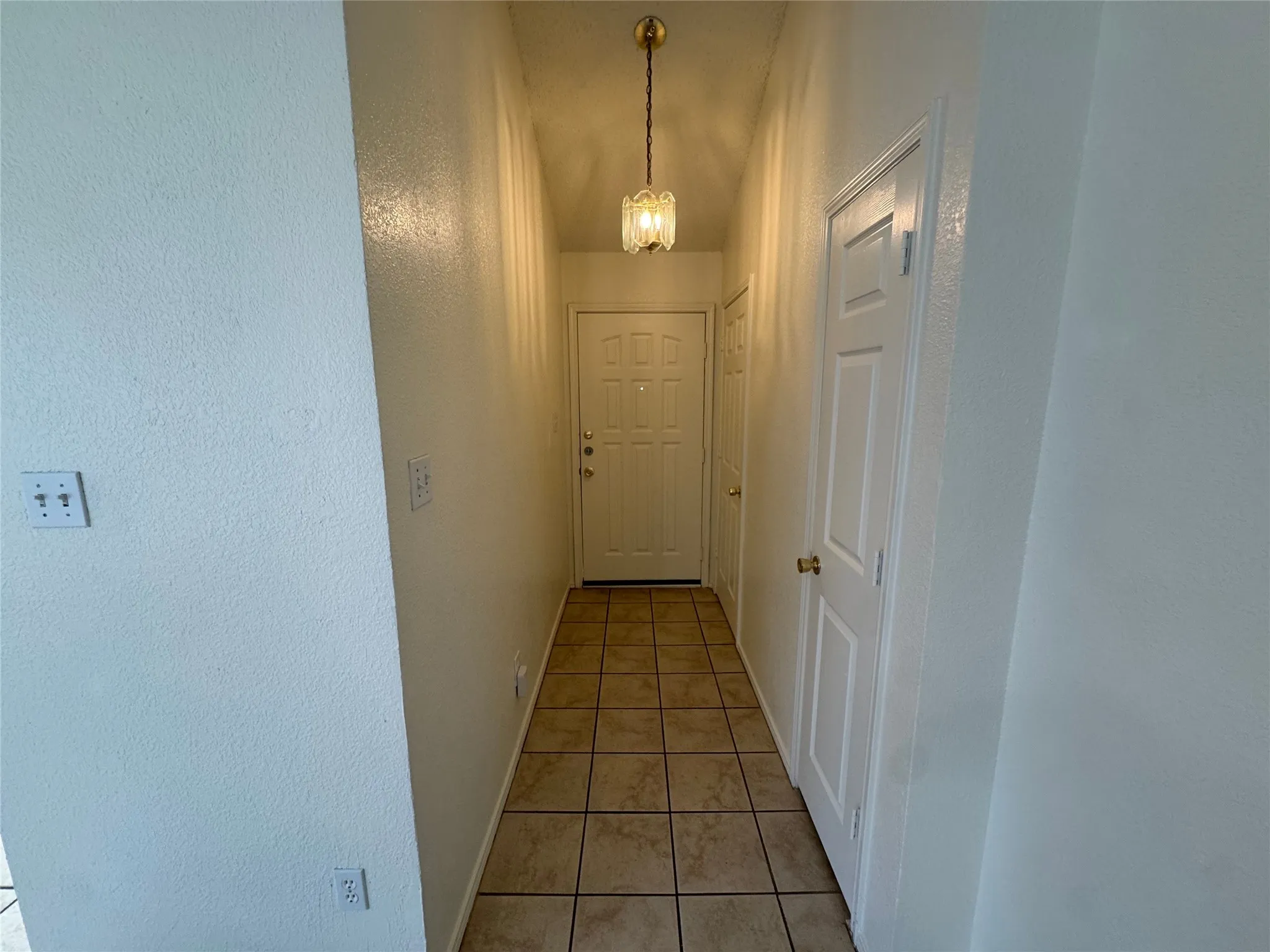 Single Family Residence For Rent in Tarrant County , 8045 Cannonwood Drive, Fort Worth, Texas 76137, 3 Bedroom, 2 Bathroom, 2 Garage spaces, 1,391 Sqft, built in 1997, mls#21355689, Real Estate Agent in Fort Worth, Homes For Rent in Tarrant county, Homes For Rent in Fort Worth, Realtor in Fort Worth Texas, Real Estate Brokerage Independent Realty Texas, Luminita Cordes Realtor