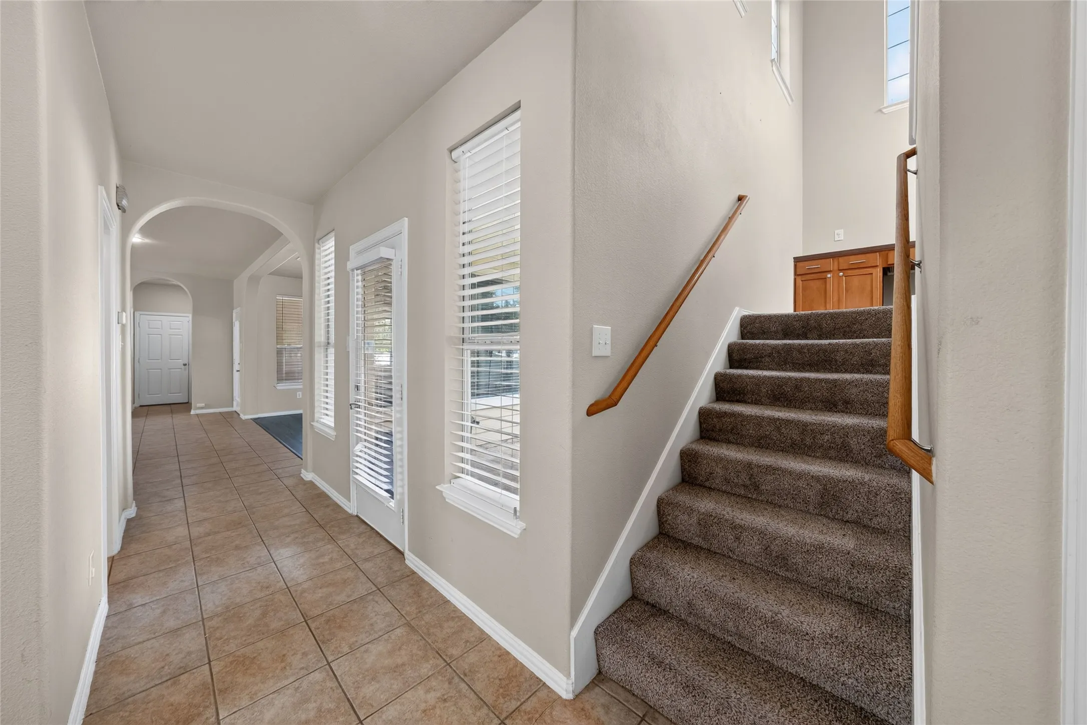 Single Family Residence For Sale in Denton County , 1833 Forsythe Drive, Savannah, Texas 76227, 3 Bedroom, 3 Bathroom, 2 Garage spaces, 2,319 Sqft, built in 2004, mls#21336442, Real Estate Agent in Savannah, Homes For Sale in Denton county, Homes For Sale in Savannah, Realtor in Savannah Texas, Real Estate Brokerage Independent Realty Texas, Luminita Cordes Realtor