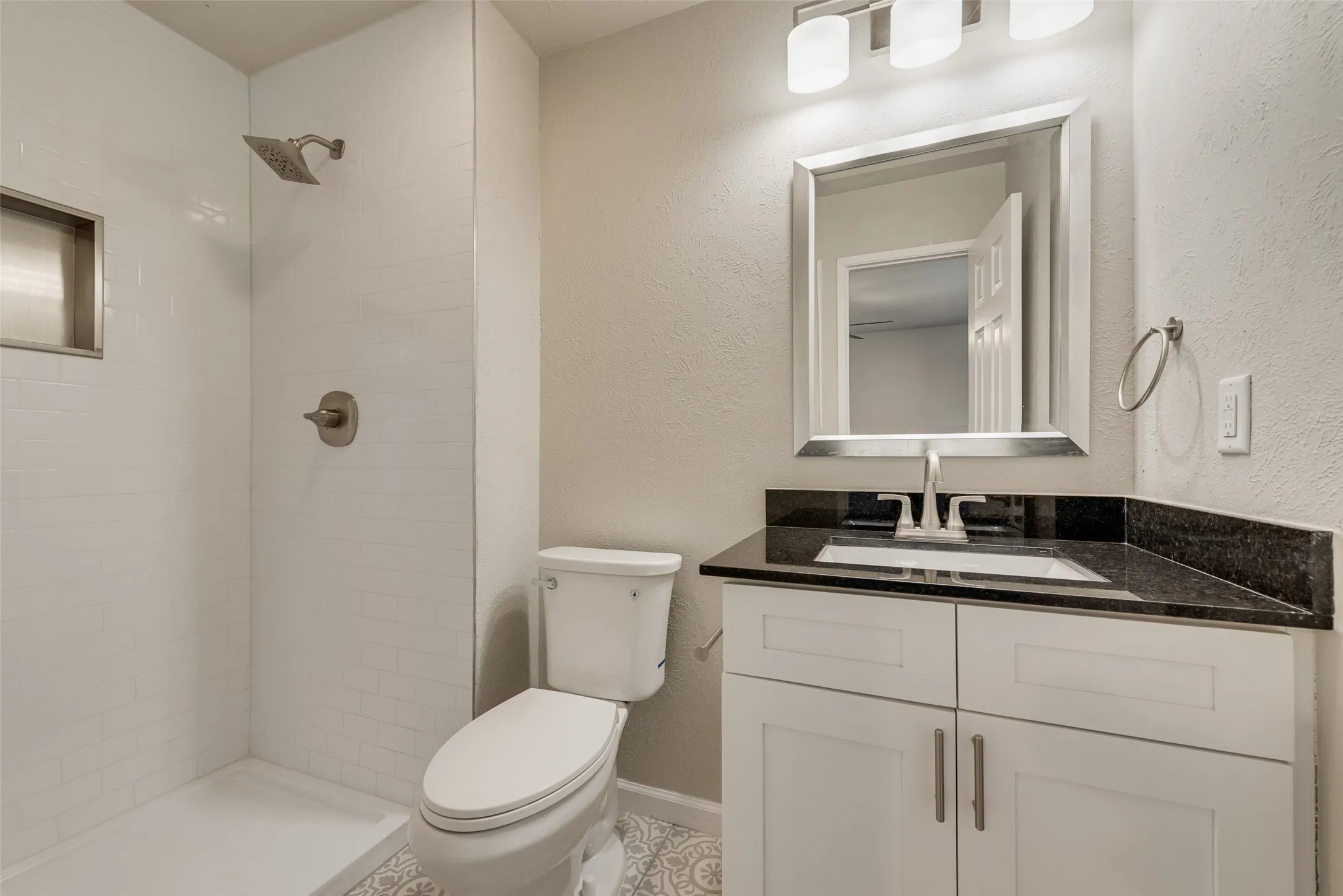 Single Family Residence For Rent in Dallas County , 5903 Mimosa Lane, Rowlett, Texas 75089, 3 Bedroom, 2 Bathroom, 2 Garage spaces, 1,400 Sqft, built in 1975, mls#21352387, Real Estate Agent in Rowlett, Homes For Rent in Dallas county, Homes For Rent in Rowlett, Realtor in Rowlett Texas, Real Estate Brokerage Independent Realty Texas, Luminita Cordes Realtor