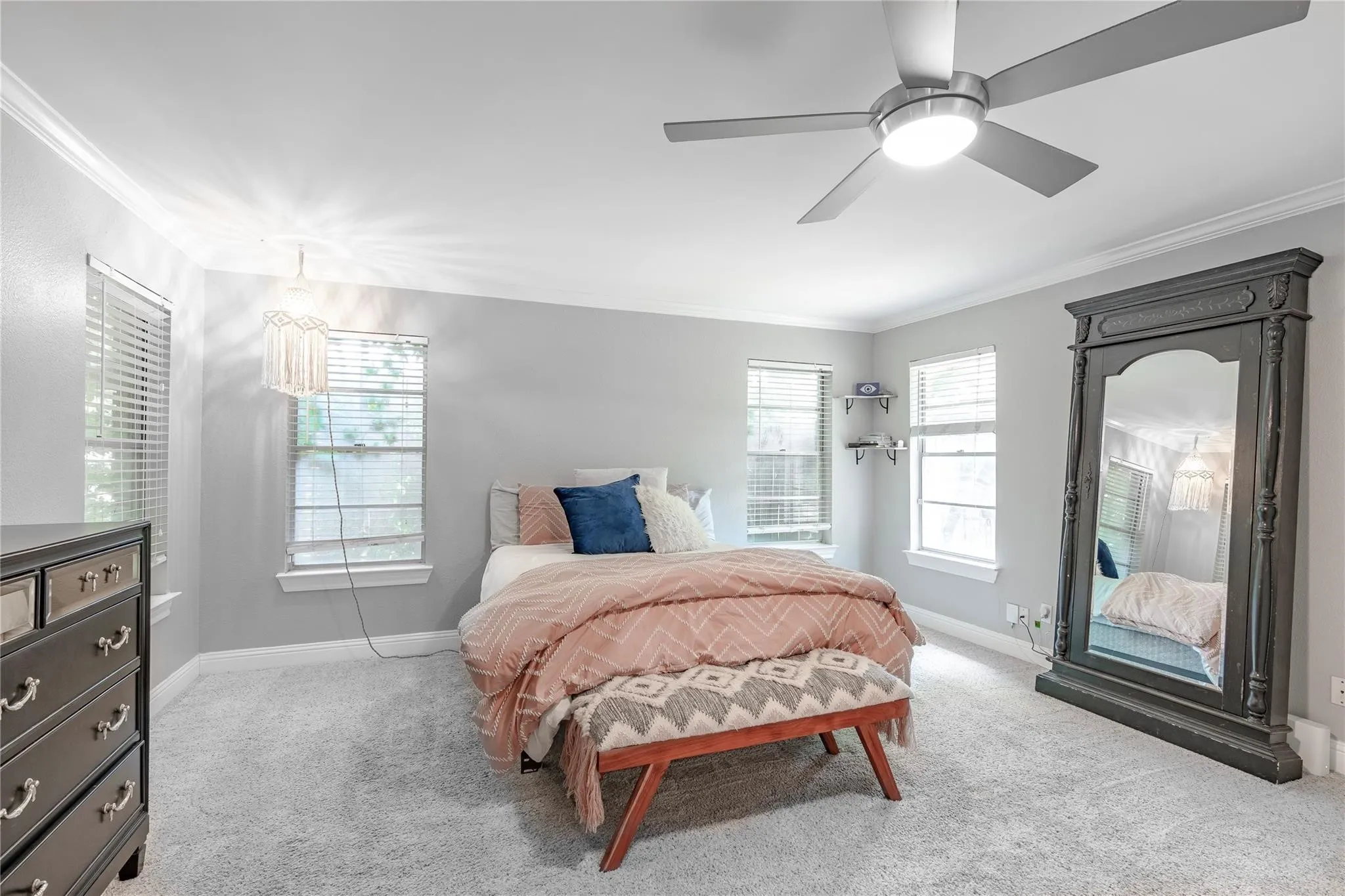 Duplex For Rent in Tarrant County , 6455 Waverly Way A, Fort Worth, Texas 76116, 2 Bedroom, 2 Bathroom, 2 Garage spaces, 1,728 Sqft, built in 1961, mls#21355697, Real Estate Agent in Fort Worth, Homes For Rent in Tarrant county, Homes For Rent in Fort Worth, Realtor in Fort Worth Texas, Real Estate Brokerage Independent Realty Texas, Luminita Cordes Realtor