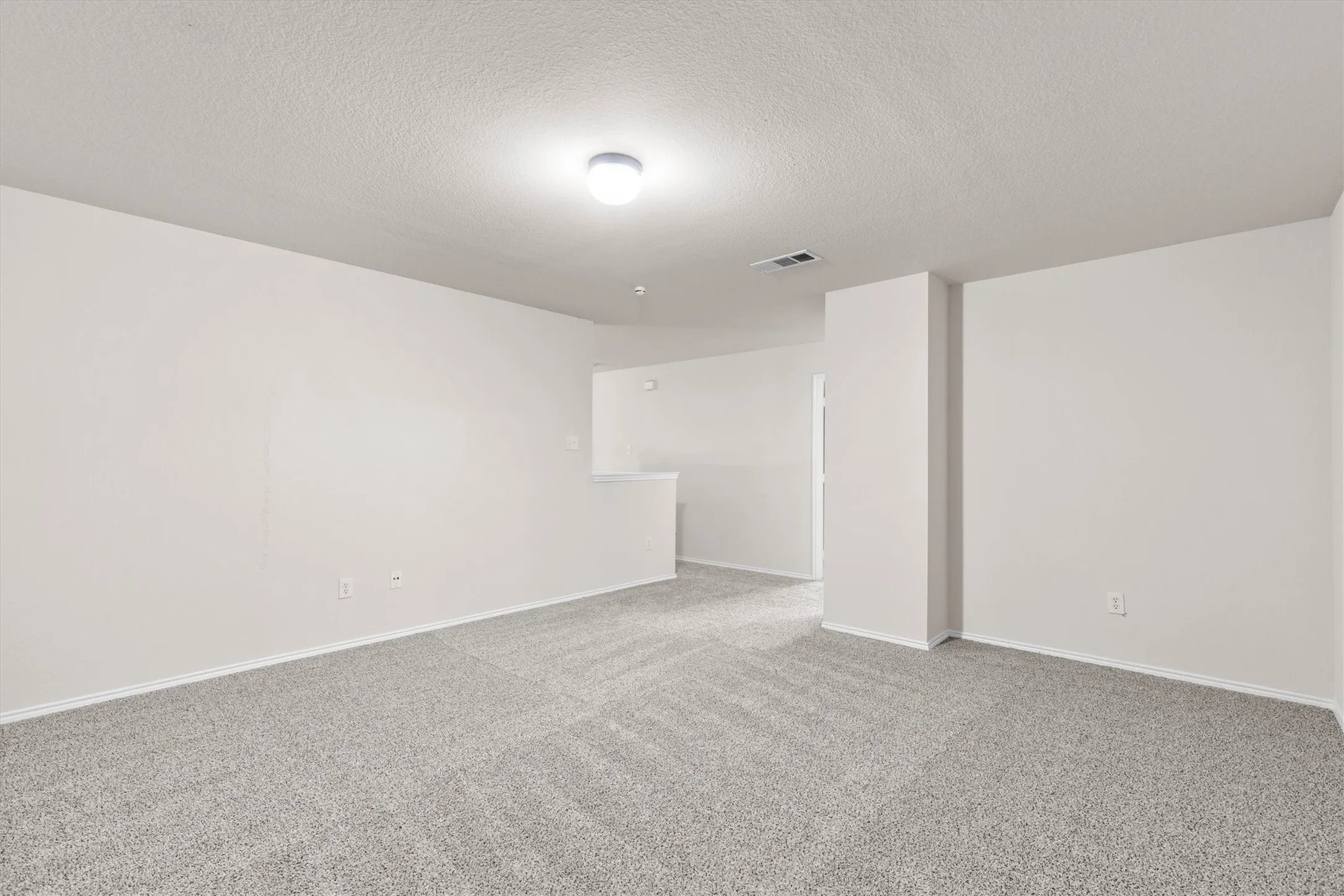 Single Family Residence For Rent in Collin County , 3200 Nandina Street, Mc Kinney, Texas 75071, 5 Bedroom, 3 Bathroom, 2 Garage spaces, 2,709 Sqft, built in 2005, mls#21352901, Real Estate Agent in Mc Kinney, Homes For Rent in Collin county, Homes For Rent in Mc Kinney, Realtor in Mc Kinney Texas, Real Estate Brokerage Independent Realty Texas, Luminita Cordes Realtor