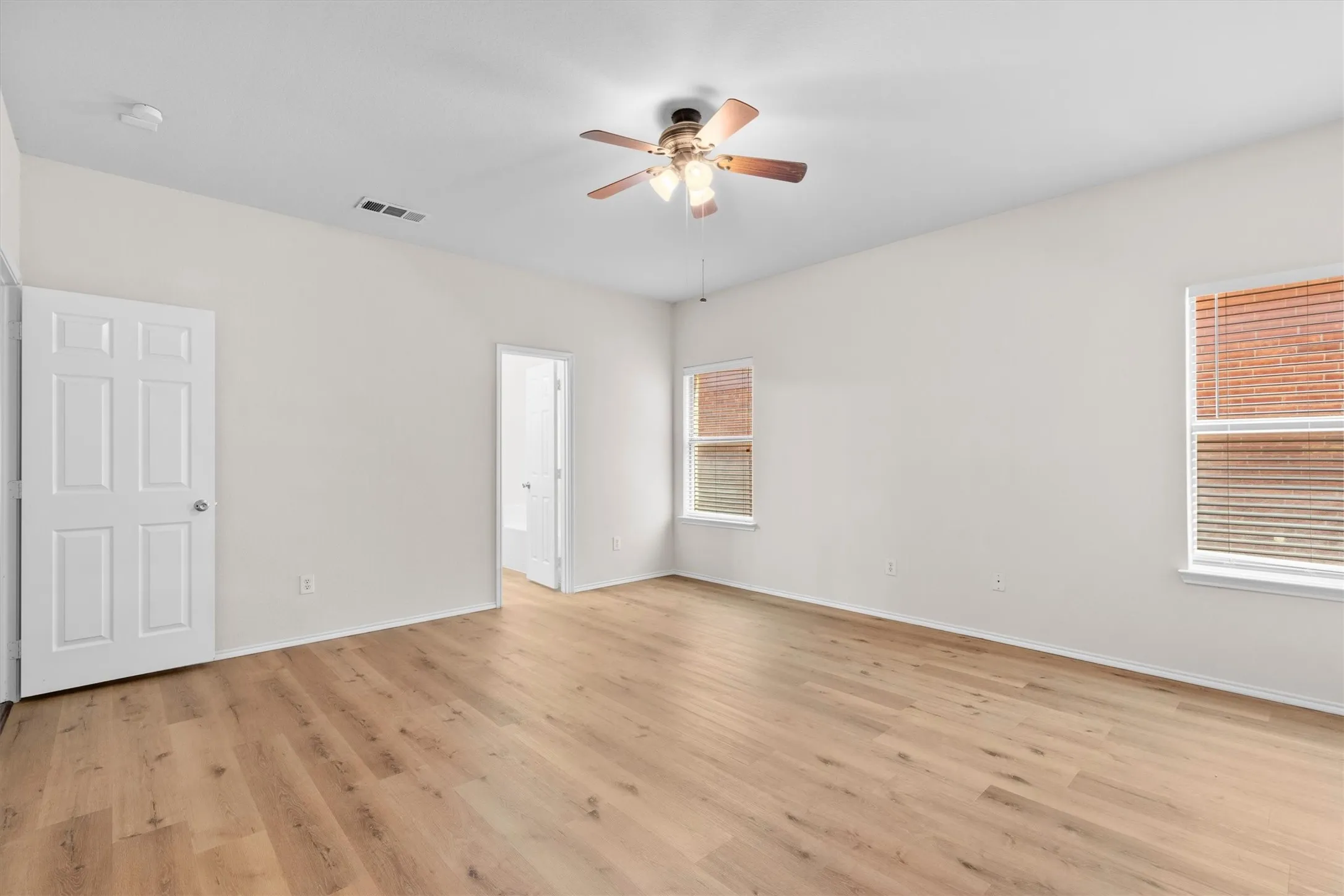 Single Family Residence For Rent in Collin County , 3200 Nandina Street, Mc Kinney, Texas 75071, 5 Bedroom, 3 Bathroom, 2 Garage spaces, 2,709 Sqft, built in 2005, mls#21352901, Real Estate Agent in Mc Kinney, Homes For Rent in Collin county, Homes For Rent in Mc Kinney, Realtor in Mc Kinney Texas, Real Estate Brokerage Independent Realty Texas, Luminita Cordes Realtor