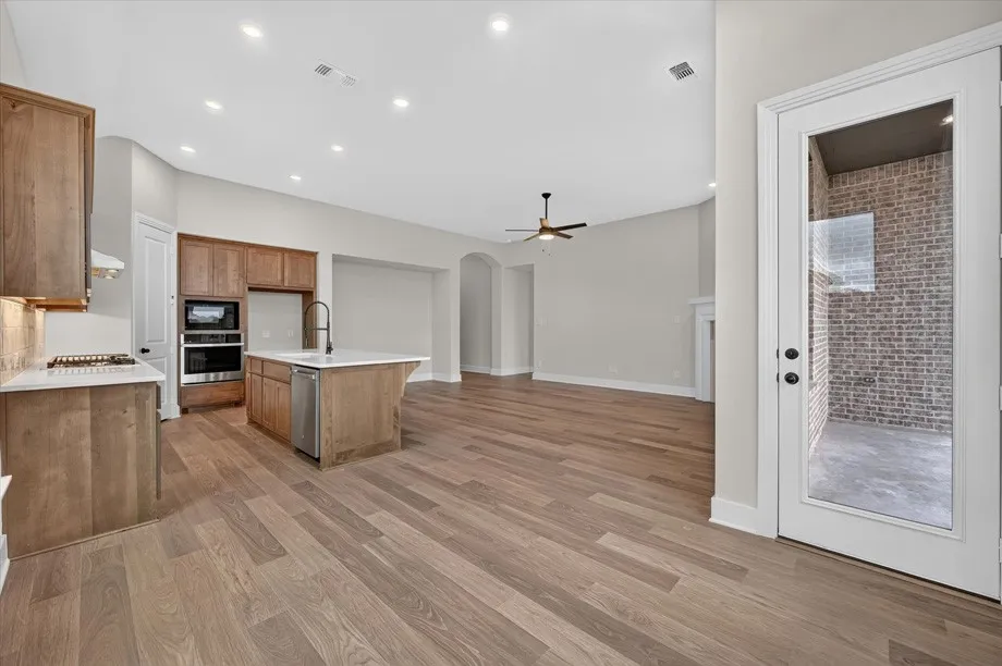 Single Family Residence For Sale in Grayson County , 1501 Hawn Drive, Van Alstyne, Texas 75495, 4 Bedroom, 3 Bathroom, 2 Garage spaces, 2,285 Sqft, built in 2026, mls#21355513, Real Estate Agent in Van Alstyne, Homes For Sale in Grayson county, Homes For Sale in Van Alstyne, Realtor in Van Alstyne Texas, Real Estate Brokerage Independent Realty Texas, Luminita Cordes Realtor