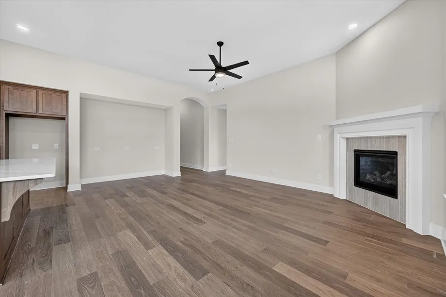 Single Family Residence For Sale in Grayson County , 1501 Hawn Drive, Van Alstyne, Texas 75495, 4 Bedroom, 3 Bathroom, 2 Garage spaces, 2,285 Sqft, built in 2026, mls#21355513, Real Estate Agent in Van Alstyne, Homes For Sale in Grayson county, Homes For Sale in Van Alstyne, Realtor in Van Alstyne Texas, Real Estate Brokerage Independent Realty Texas, Luminita Cordes Realtor