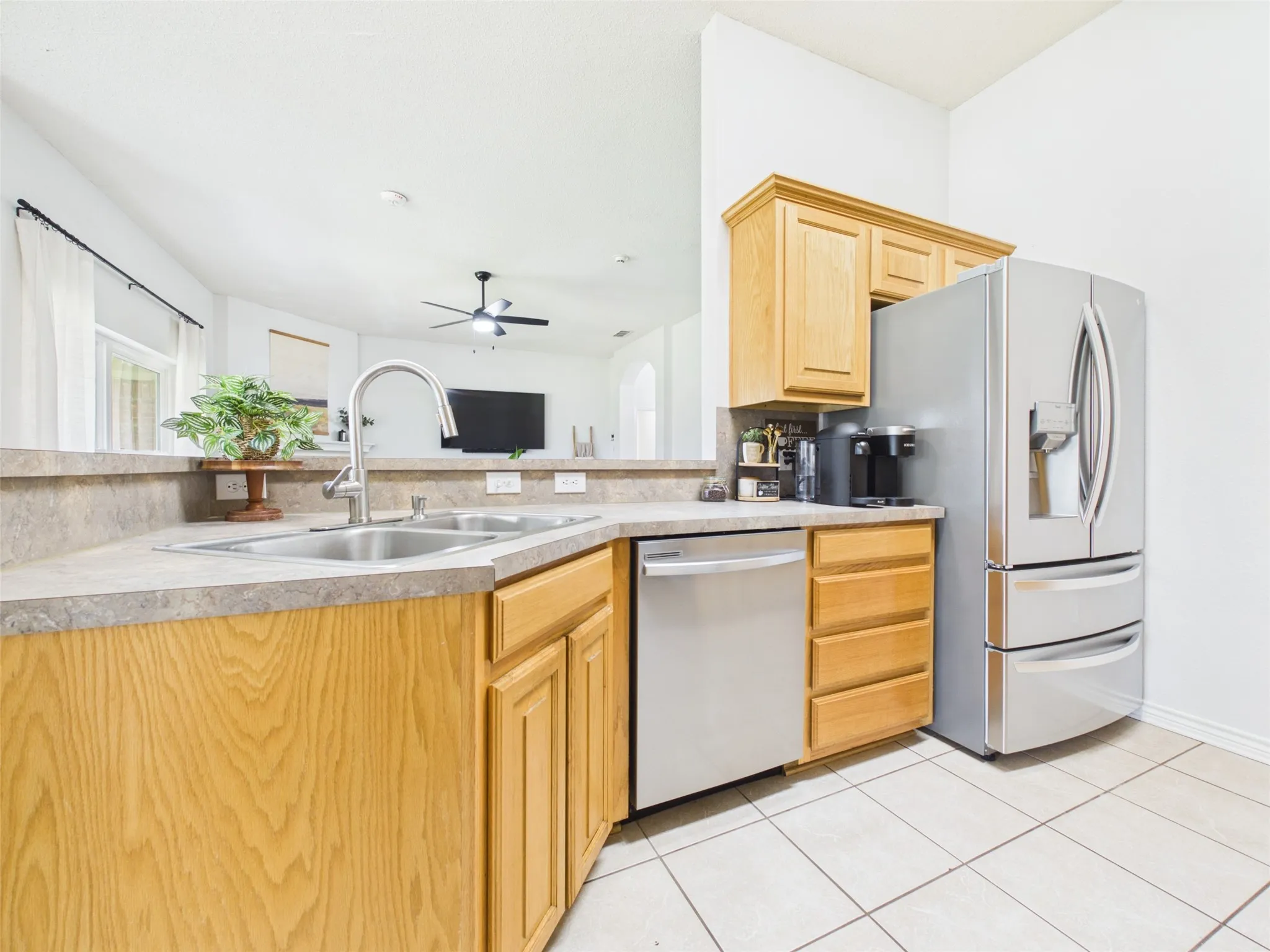 Single Family Residence For Sale in Wichita County , 1 Callie Court, Wichita Falls, Texas 76310, 4 Bedroom, 2 Bathroom, 2 Garage spaces, 1,966 Sqft, built in 2007, Price $338,750, mls#21355708, Real Estate Agent in Wichita Falls, Homes For Sale in Wichita county, Homes For Sale in Wichita Falls, Realtor in Wichita Falls Texas, Real Estate Brokerage Independent Realty Texas, Luminita Cordes Realtor