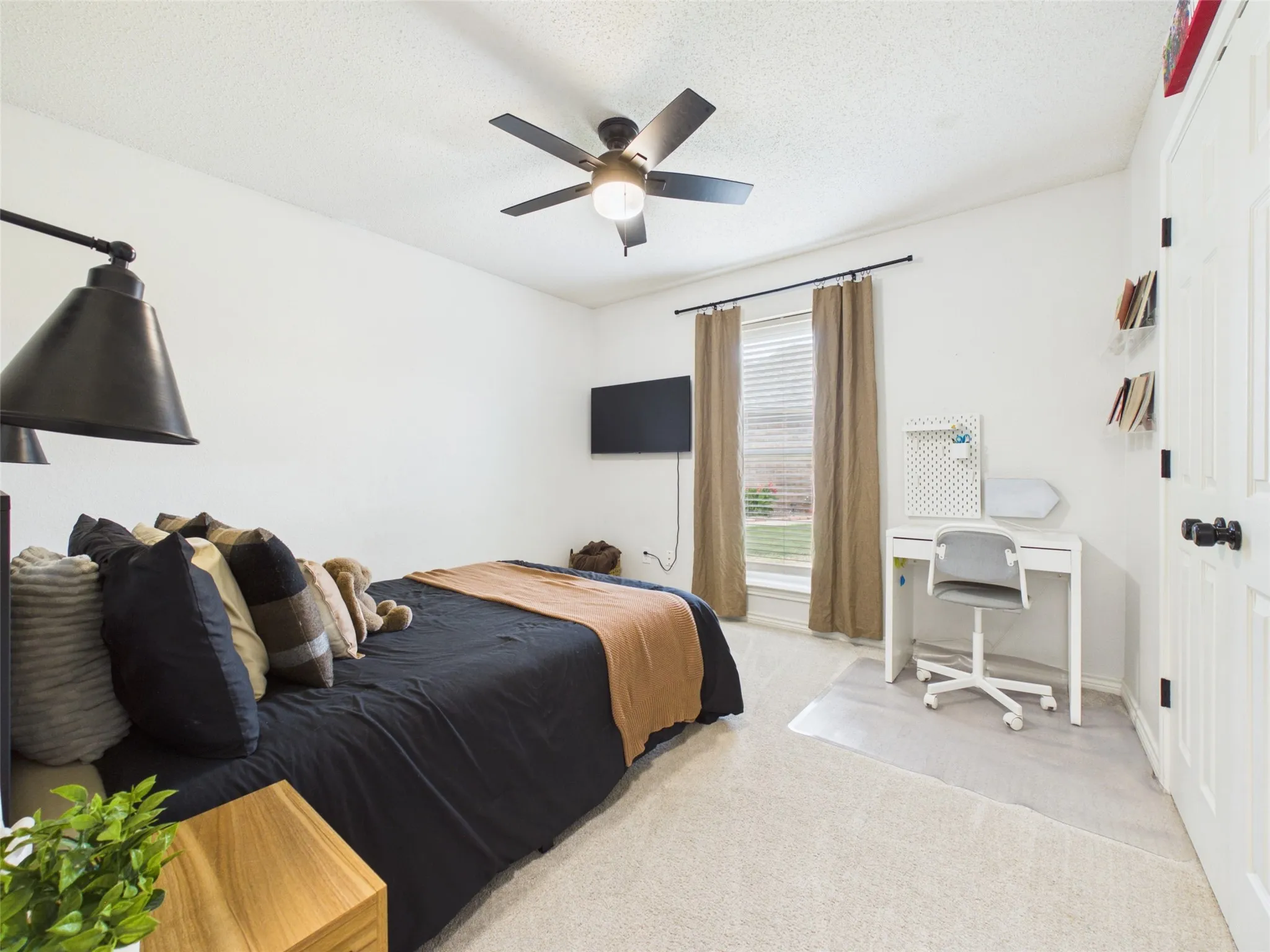 Single Family Residence For Sale in Wichita County , 1 Callie Court, Wichita Falls, Texas 76310, 4 Bedroom, 2 Bathroom, 2 Garage spaces, 1,966 Sqft, built in 2007, Price $338,750, mls#21355708, Real Estate Agent in Wichita Falls, Homes For Sale in Wichita county, Homes For Sale in Wichita Falls, Realtor in Wichita Falls Texas, Real Estate Brokerage Independent Realty Texas, Luminita Cordes Realtor