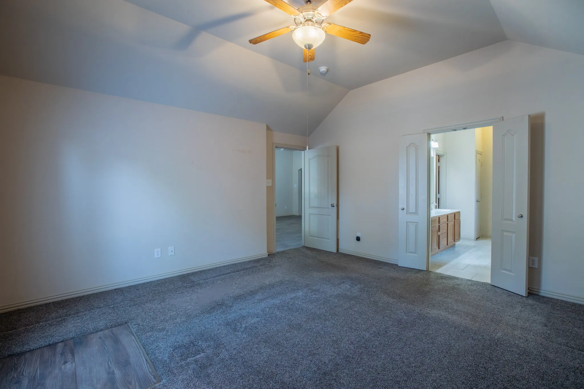 Single Family Residence For Sale in Kaufman County , 11011 Glenn Cove, Forney, Texas 75126, 3 Bedroom, 4 Bathroom, 2 Garage spaces, 1,754 Sqft, built in 2005, mls#21355207, Real Estate Agent in Forney, Homes For Sale in Kaufman county, Homes For Sale in Forney, Realtor in Forney Texas, Real Estate Brokerage Independent Realty Texas, Luminita Cordes Realtor