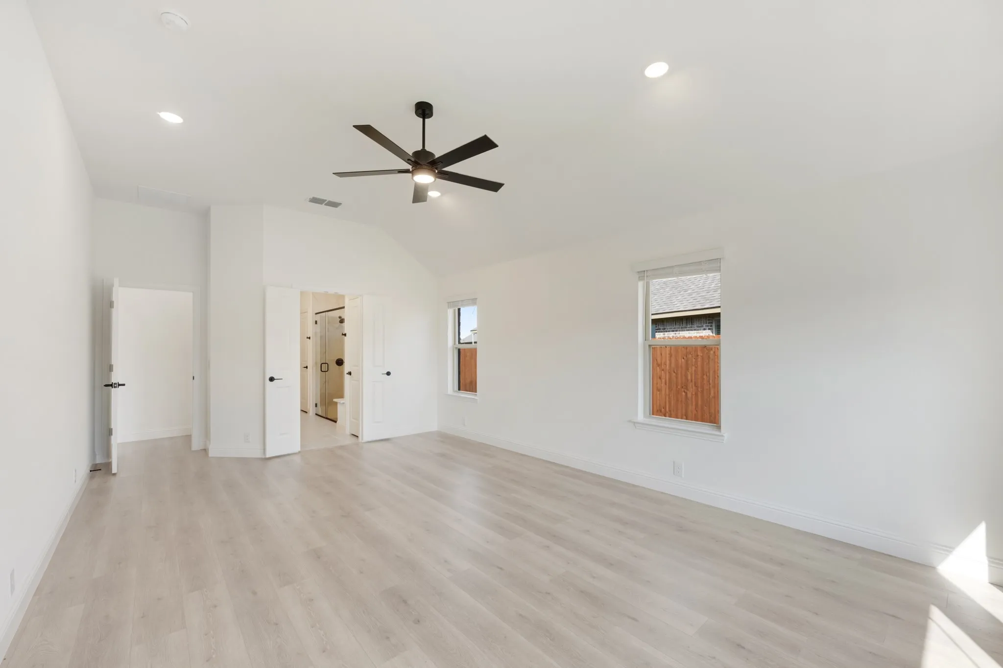 Single Family Residence For Sale in Hood County , 268 Coronado Court, Granbury, Texas 76048, 4 Bedroom, 3 Bathroom, 2 Garage spaces, 2,098 Sqft, built in 2026, mls#21355520, Real Estate Agent in Granbury, Homes For Sale in Hood county, Homes For Sale in Granbury, Realtor in Granbury Texas, Real Estate Brokerage Independent Realty Texas, Luminita Cordes Realtor