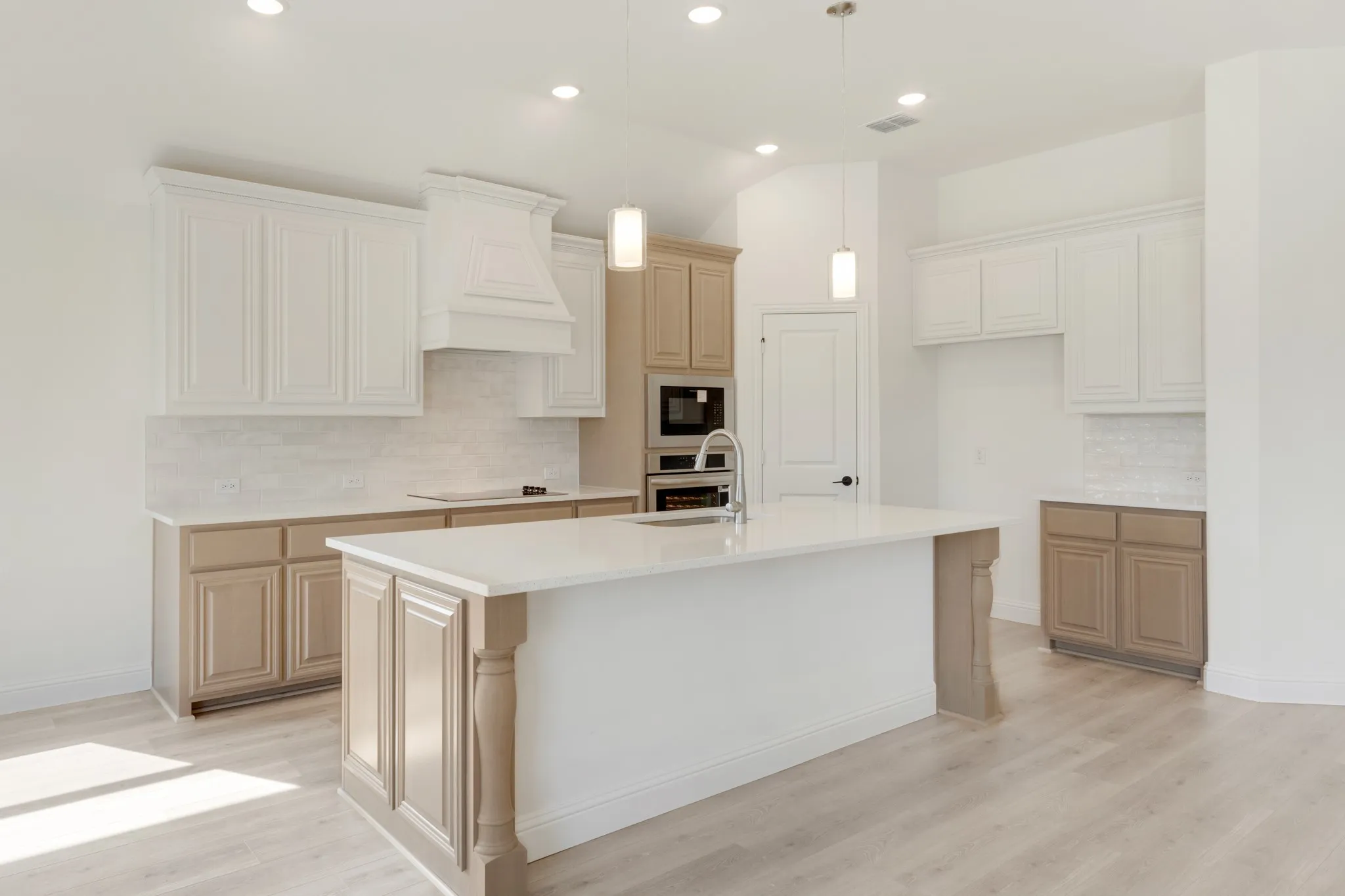 Single Family Residence For Sale in Hood County , 268 Coronado Court, Granbury, Texas 76048, 4 Bedroom, 3 Bathroom, 2 Garage spaces, 2,098 Sqft, built in 2026, mls#21355520, Real Estate Agent in Granbury, Homes For Sale in Hood county, Homes For Sale in Granbury, Realtor in Granbury Texas, Real Estate Brokerage Independent Realty Texas, Luminita Cordes Realtor