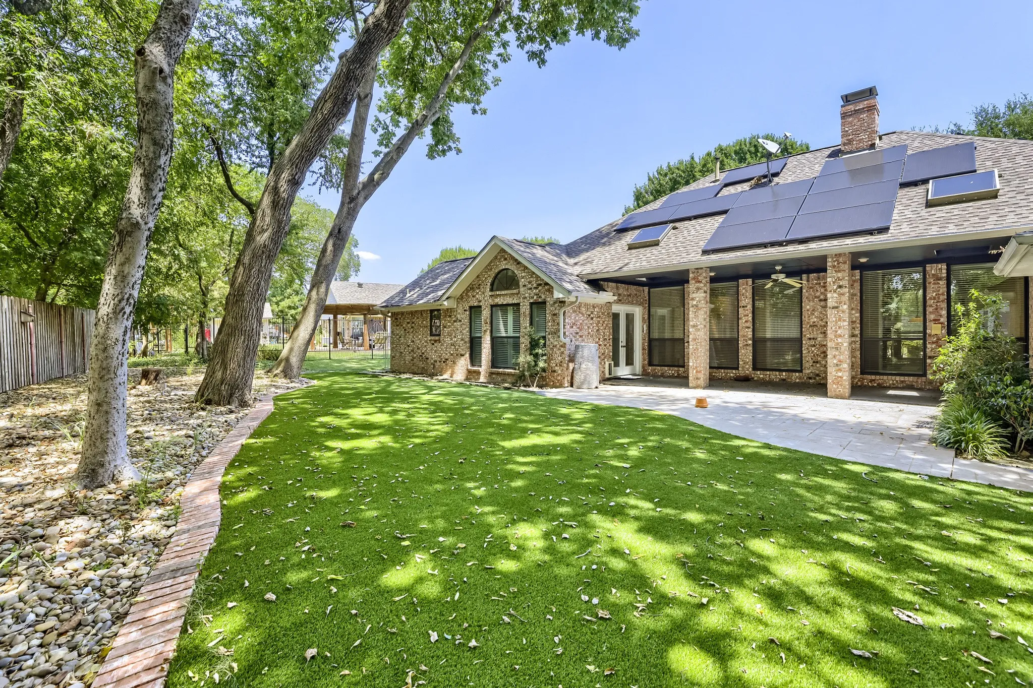 Single Family Residence For Sale in Dallas County , 1522 Bonanza Court, Sachse, Texas 75048, 3 Bedroom, 3 Bathroom, 2 Garage spaces, 2,244 Sqft, built in 1992, mls#21346784, Real Estate Agent in Sachse, Homes For Sale in Dallas county, Homes For Sale in Sachse, Realtor in Sachse Texas, Real Estate Brokerage Independent Realty Texas, Luminita Cordes Realtor