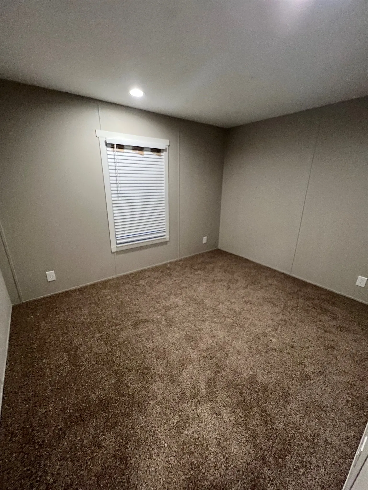 Mobile Home For Sale in Bosque County , 197 E Sweden Street, Walnut Springs, Texas 76690, 5 Bedroom, 3 Bathroom, Garage spaces, 1,890 Sqft, built in 2022, mls#21355737, Real Estate Agent in Walnut Springs, Homes For Sale in Bosque county, Homes For Sale in Walnut Springs, Realtor in Walnut Springs Texas, Real Estate Brokerage Independent Realty Texas, Luminita Cordes Realtor
