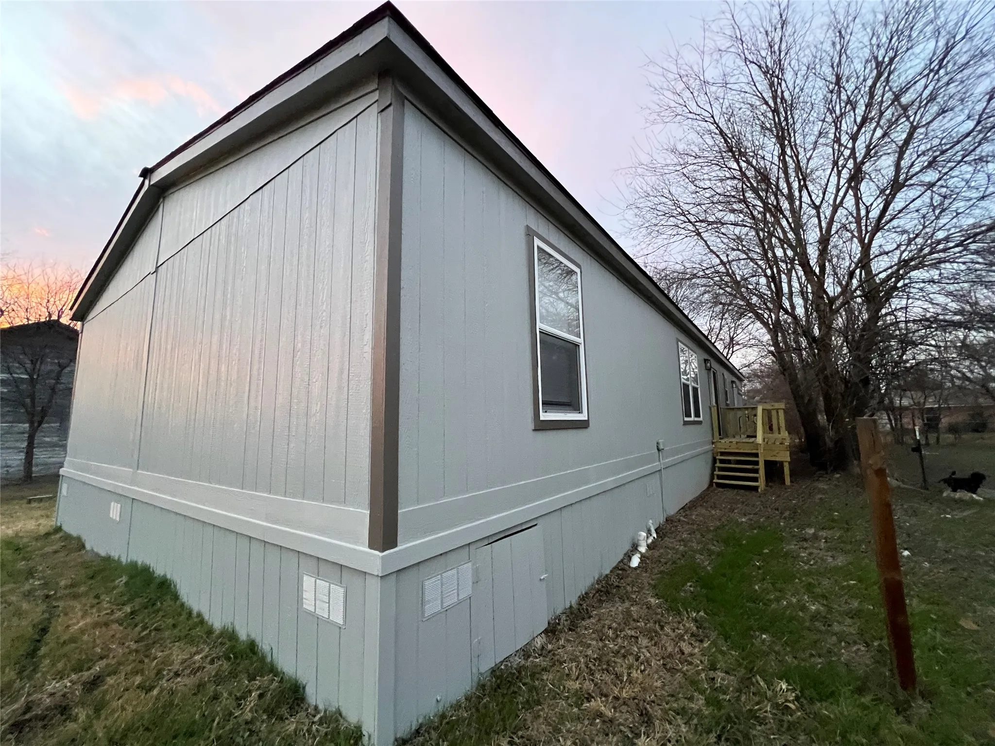 Mobile Home For Sale in Bosque County , 197 E Sweden Street, Walnut Springs, Texas 76690, 5 Bedroom, 3 Bathroom, Garage spaces, 1,890 Sqft, built in 2022, mls#21355737, Real Estate Agent in Walnut Springs, Homes For Sale in Bosque county, Homes For Sale in Walnut Springs, Realtor in Walnut Springs Texas, Real Estate Brokerage Independent Realty Texas, Luminita Cordes Realtor
