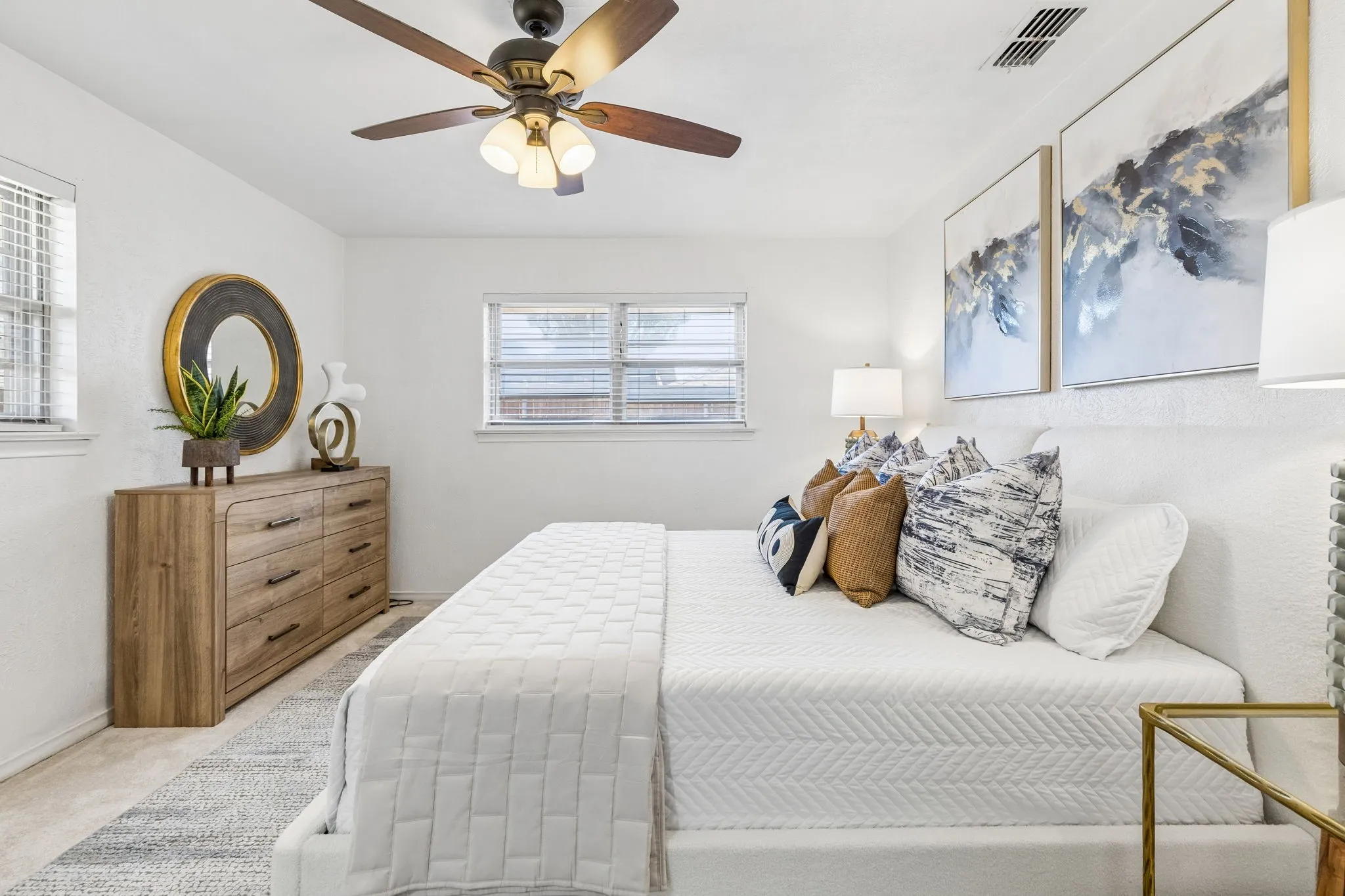 Single Family Residence For Sale in Dallas County , 104 N Weatherred Drive, Richardson, Texas 75080, 3 Bedroom, 2 Bathroom, 2 Garage spaces, 1,492 Sqft, built in 1958, mls#21344440, Real Estate Agent in Richardson, Homes For Sale in Dallas county, Homes For Sale in Richardson, Realtor in Richardson Texas, Real Estate Brokerage Independent Realty Texas, Luminita Cordes Realtor