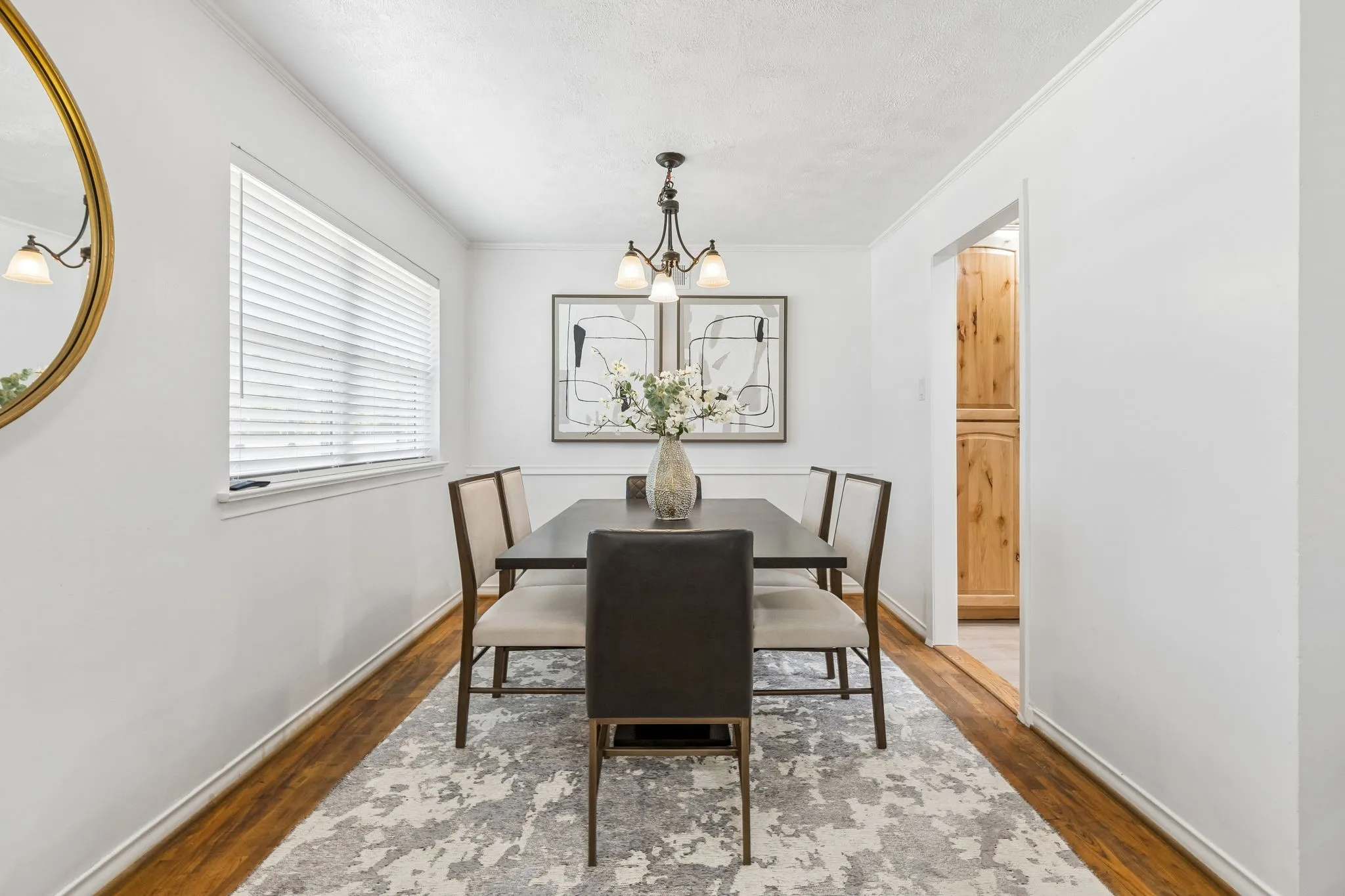 Single Family Residence For Sale in Dallas County , 104 N Weatherred Drive, Richardson, Texas 75080, 3 Bedroom, 2 Bathroom, 2 Garage spaces, 1,492 Sqft, built in 1958, mls#21344440, Real Estate Agent in Richardson, Homes For Sale in Dallas county, Homes For Sale in Richardson, Realtor in Richardson Texas, Real Estate Brokerage Independent Realty Texas, Luminita Cordes Realtor