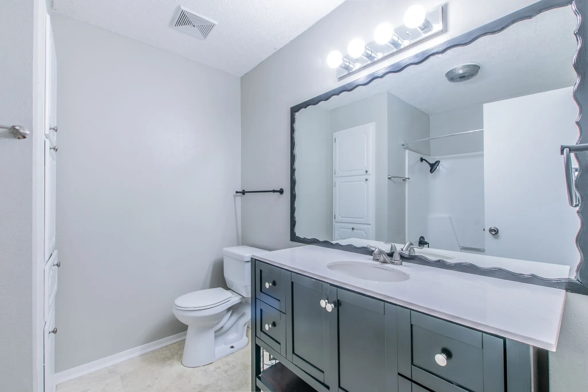 Single Family Residence For Sale in Bell County , 2911 Persimmon Drive, Killeen, Texas 76543, 3 Bedroom, 2 Bathroom, 2 Garage spaces, 2,599 Sqft, built in 1979, mls#21355023, Real Estate Agent in Killeen, Homes For Sale in Bell county, Homes For Sale in Killeen, Realtor in Killeen Texas, Real Estate Brokerage Independent Realty Texas, Luminita Cordes Realtor
