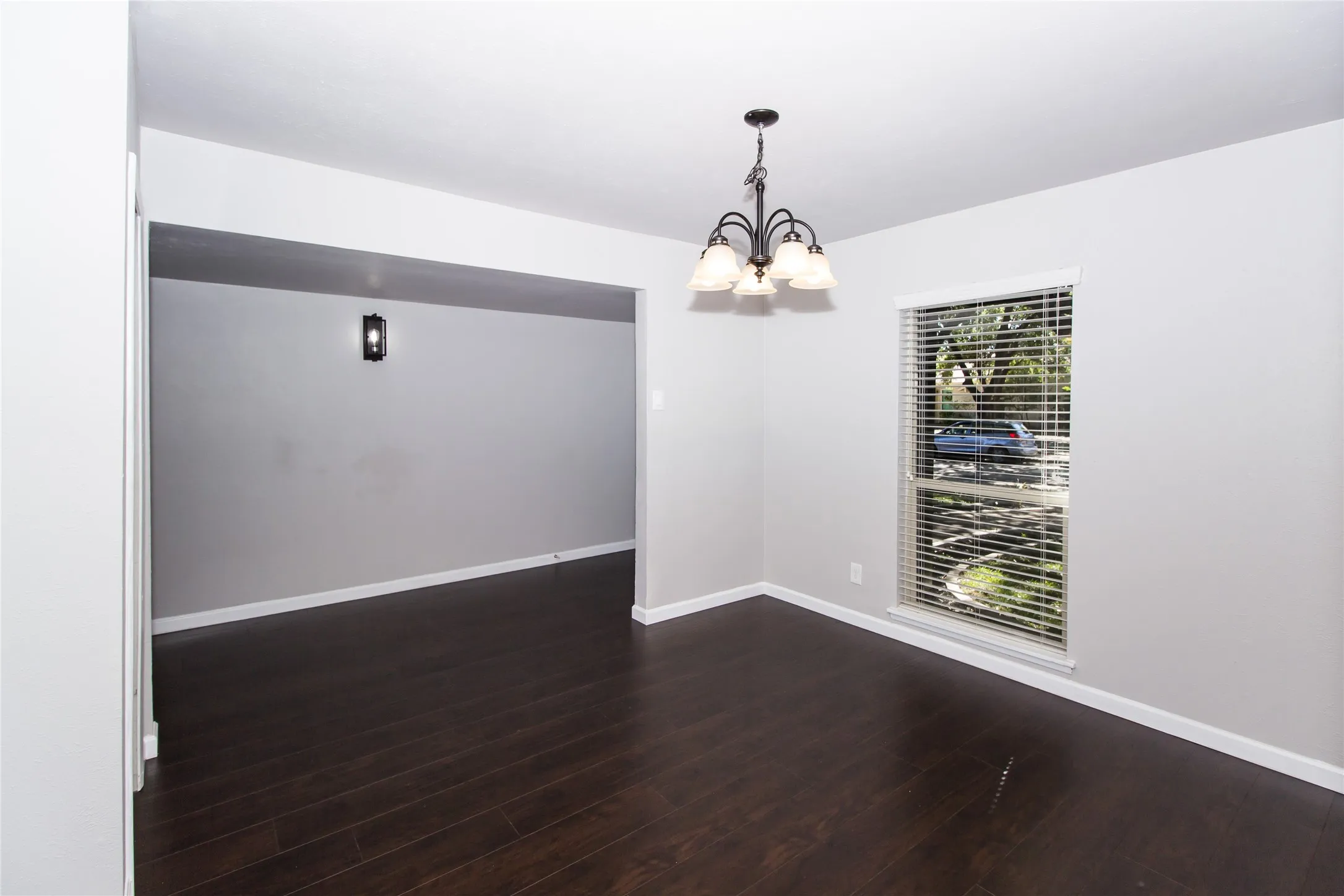 Single Family Residence For Rent in Dallas County , 2813 Ripplewood Drive, Garland, Texas 75044, 3 Bedroom, 2 Bathroom, 2 Garage spaces, 1,964 Sqft, built in 1973, mls#21355434, Real Estate Agent in Garland, Homes For Rent in Dallas county, Homes For Rent in Garland, Realtor in Garland Texas, Real Estate Brokerage Independent Realty Texas, Luminita Cordes Realtor