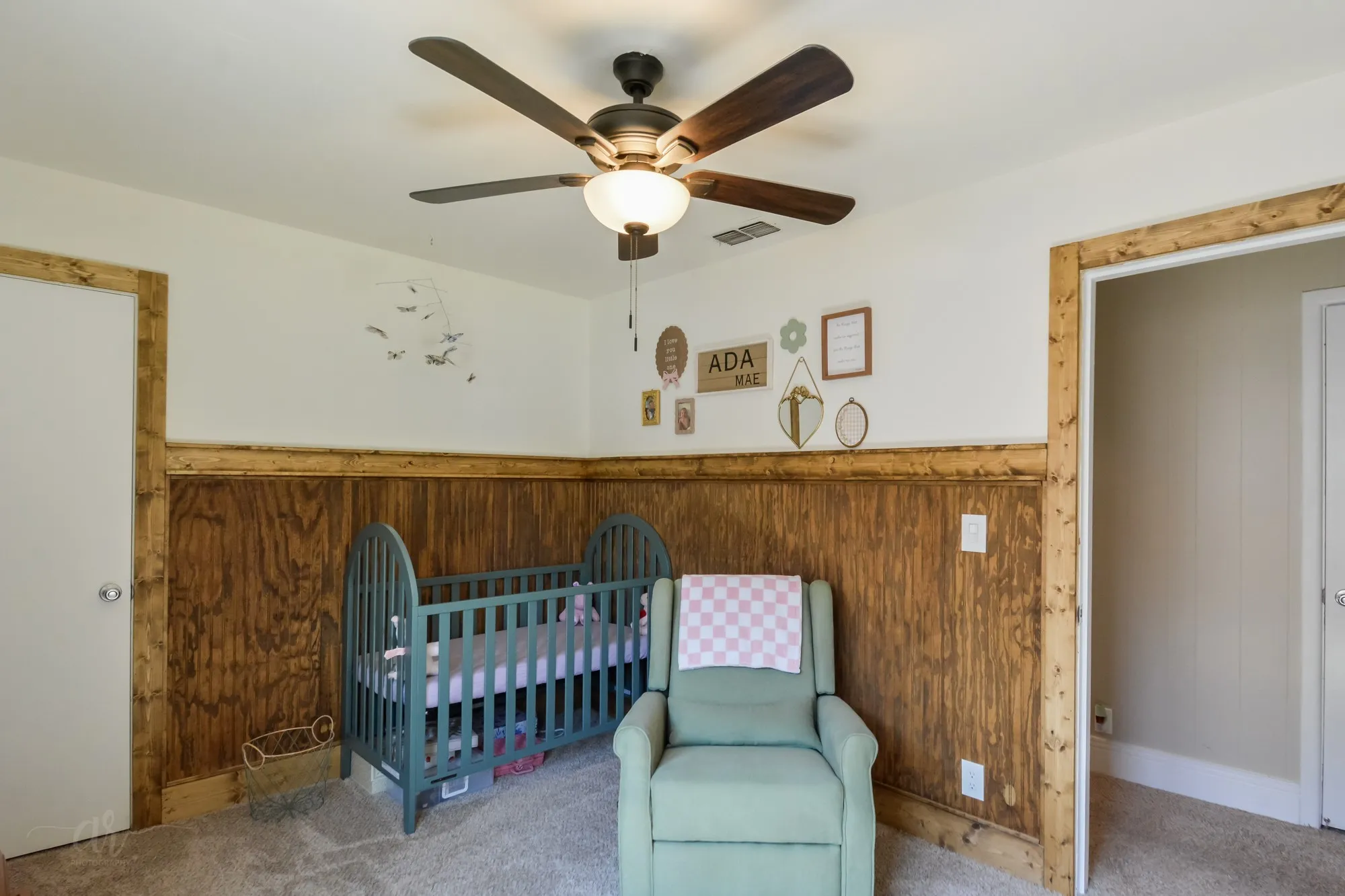 Single Family Residence For Sale in Taylor County , 2522 S 25th Street, Abilene, Texas 79605, 3 Bedroom, 2 Bathroom, 2 Garage spaces, 1,765 Sqft, built in 1956, mls#21355284, Real Estate Agent in Abilene, Homes For Sale in Taylor county, Homes For Sale in Abilene, Realtor in Abilene Texas, Real Estate Brokerage Independent Realty Texas, Luminita Cordes Realtor