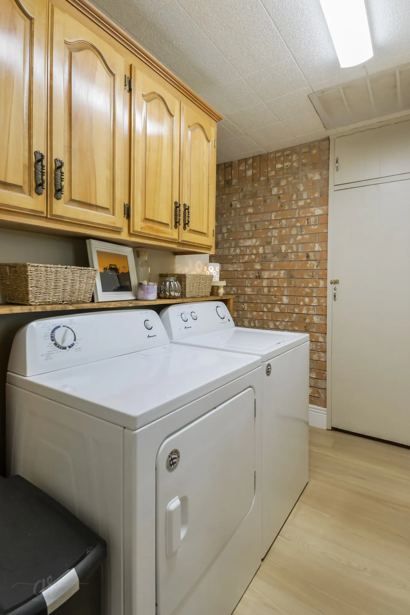 Single Family Residence For Sale in Taylor County , 2522 S 25th Street, Abilene, Texas 79605, 3 Bedroom, 2 Bathroom, 2 Garage spaces, 1,765 Sqft, built in 1956, mls#21355284, Real Estate Agent in Abilene, Homes For Sale in Taylor county, Homes For Sale in Abilene, Realtor in Abilene Texas, Real Estate Brokerage Independent Realty Texas, Luminita Cordes Realtor