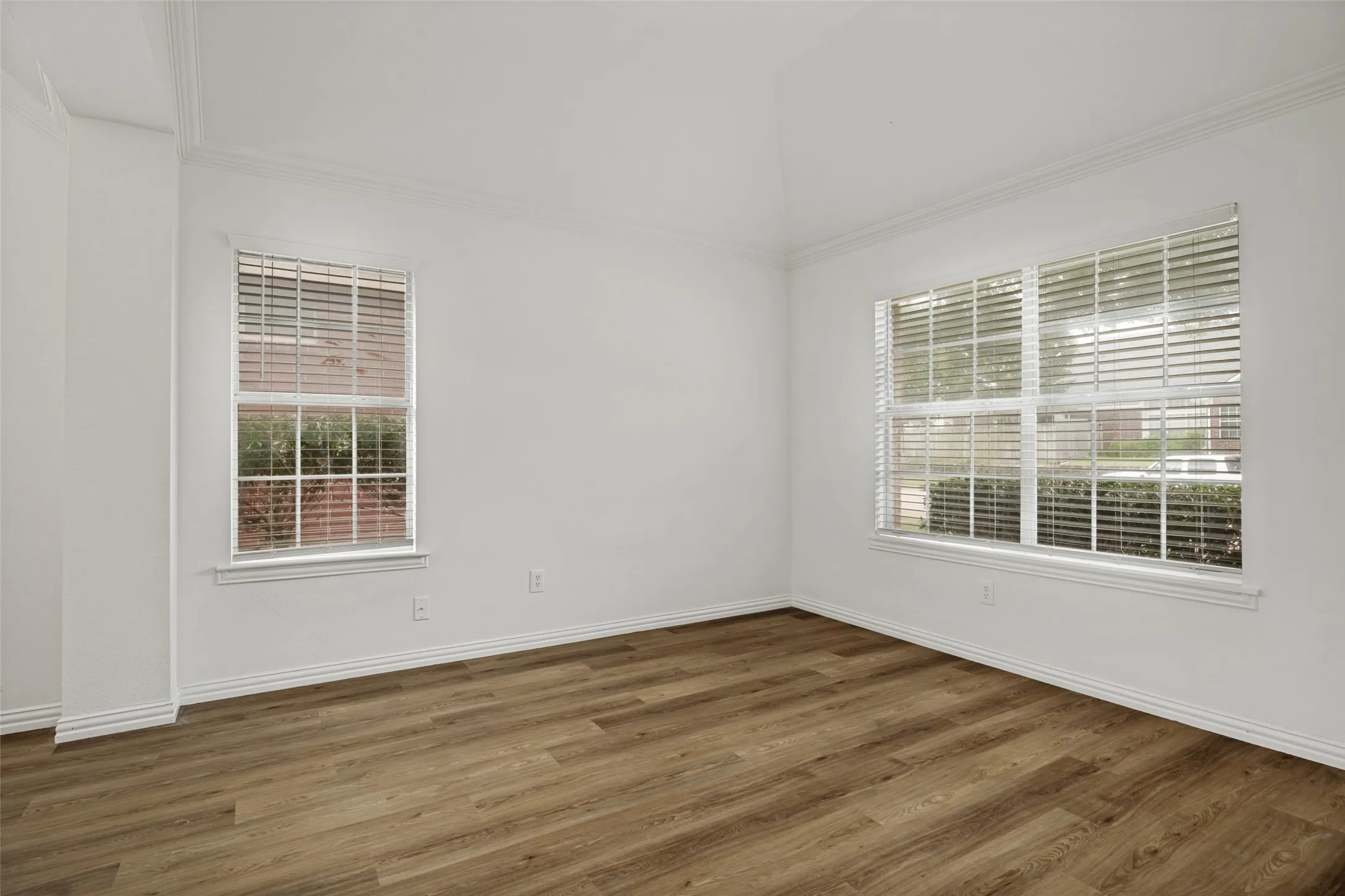 Single Family Residence For Rent in Collin County , 2028 Ravenhurst Drive, Allen, Texas 75013, 4 Bedroom, 2 Bathroom, 2 Garage spaces, 2,030 Sqft, built in 1996, mls#21352290, Real Estate Agent in Allen, Homes For Rent in Collin county, Homes For Rent in Allen, Realtor in Allen Texas, Real Estate Brokerage Independent Realty Texas, Luminita Cordes Realtor
