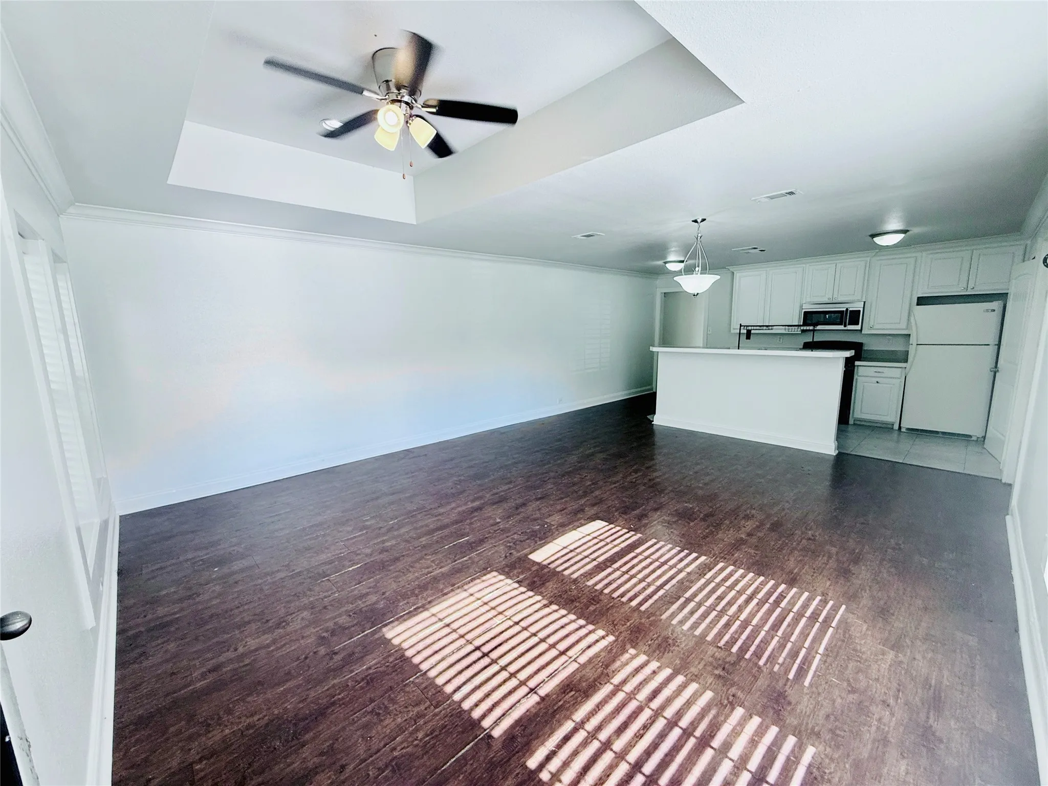 Duplex For Rent in Grayson County , 814 W College Street 812, Sherman, Texas 75092, 2 Bedroom, 2 Bathroom, Garage spaces, 1,100 Sqft, built in 1948, mls#21355779, Real Estate Agent in Sherman, Homes For Rent in Grayson county, Homes For Rent in Sherman, Realtor in Sherman Texas, Real Estate Brokerage Independent Realty Texas, Luminita Cordes Realtor