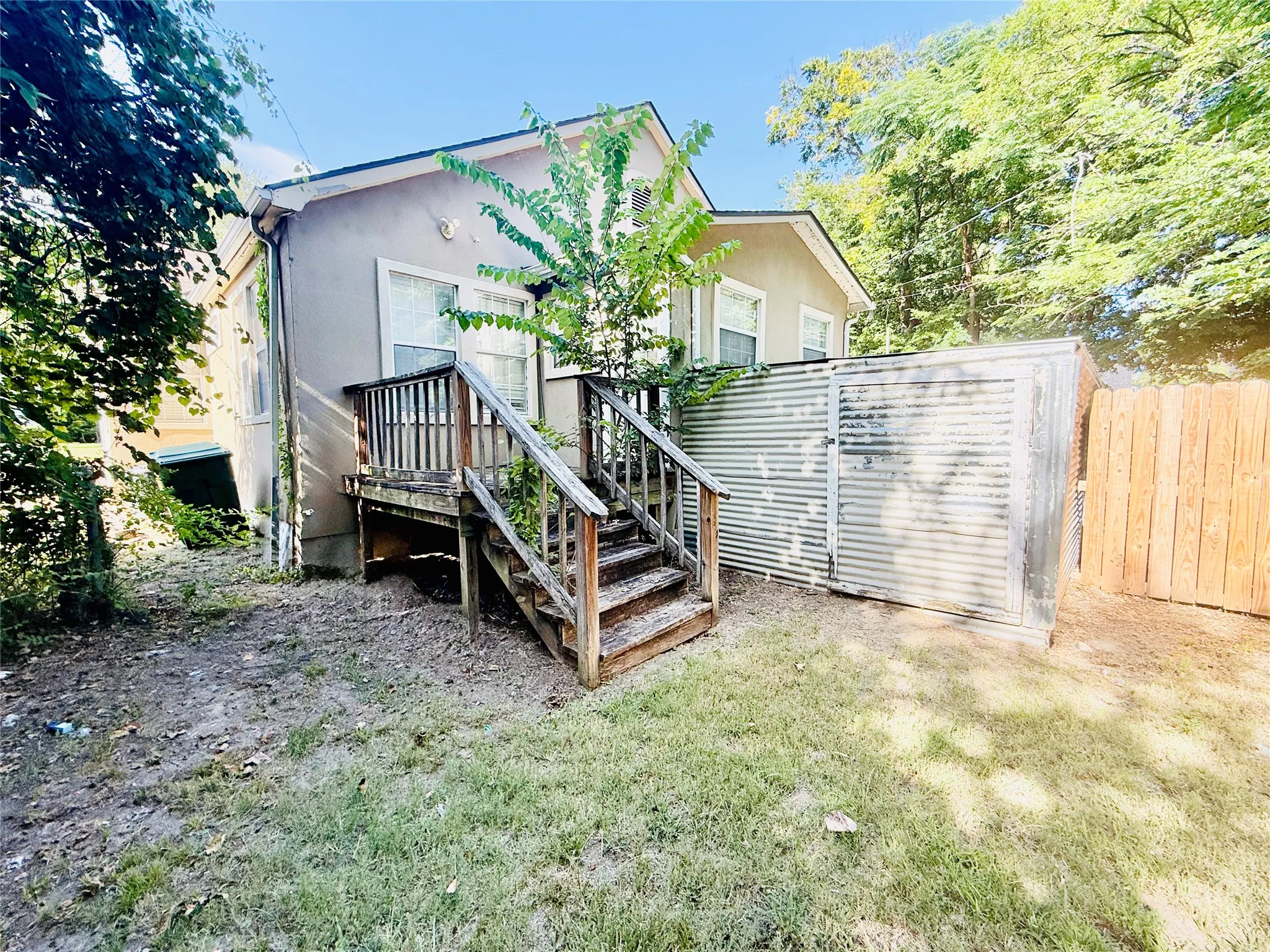 Duplex For Rent in Grayson County , 814 W College Street 812, Sherman, Texas 75092, 2 Bedroom, 2 Bathroom, Garage spaces, 1,100 Sqft, built in 1948, mls#21355779, Real Estate Agent in Sherman, Homes For Rent in Grayson county, Homes For Rent in Sherman, Realtor in Sherman Texas, Real Estate Brokerage Independent Realty Texas, Luminita Cordes Realtor