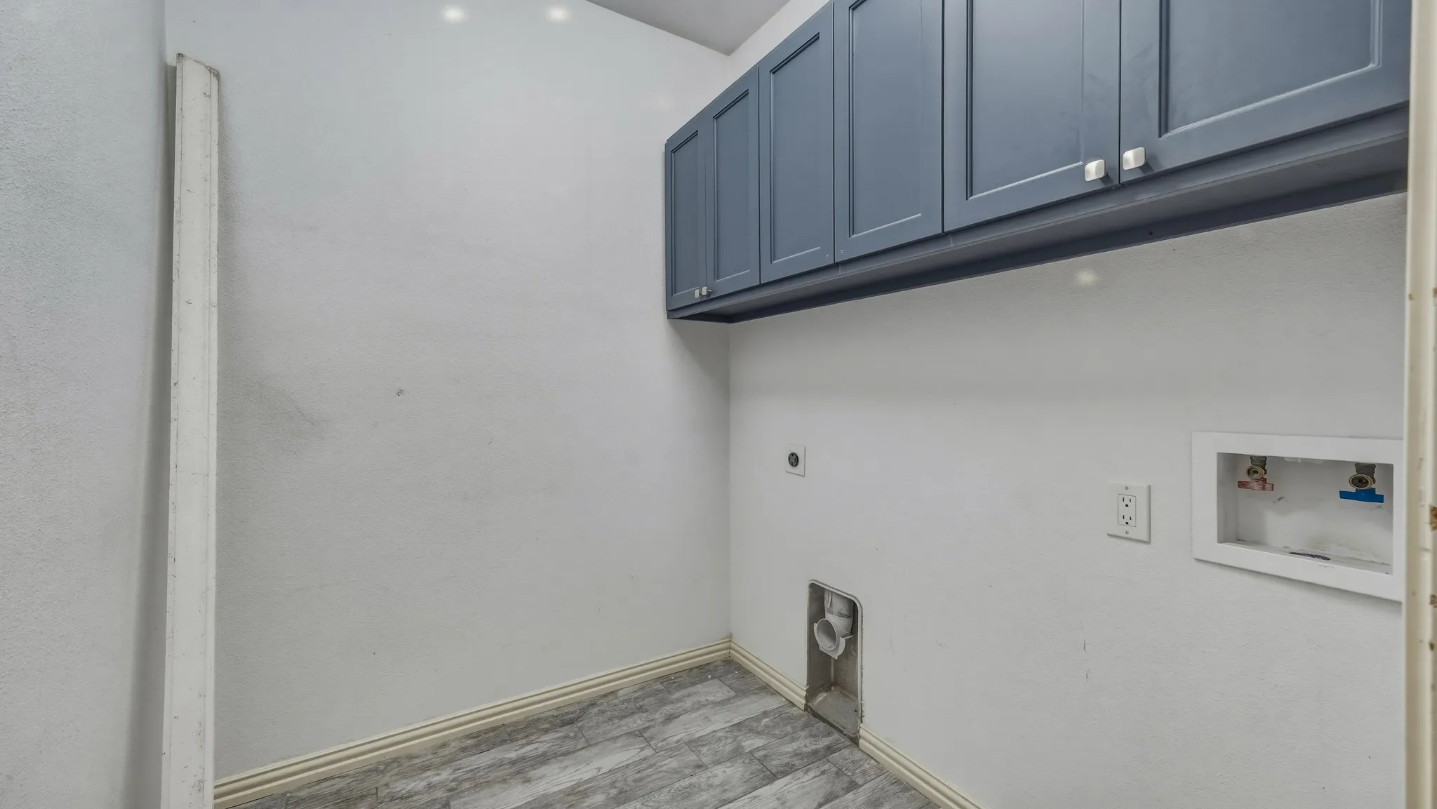 Farm For Sale in Parker County , 4277 N Fm 52, Weatherford, Texas 76088, 3 Bedroom, 2 Bathroom, 2 Garage spaces, 2,096 Sqft, built in 2018, Price $649,900, mls#21355007, Real Estate Agent in Weatherford, Homes For Sale in Parker county, Homes For Sale in Weatherford, Realtor in Weatherford Texas, Real Estate Brokerage Independent Realty Texas, Luminita Cordes Realtor