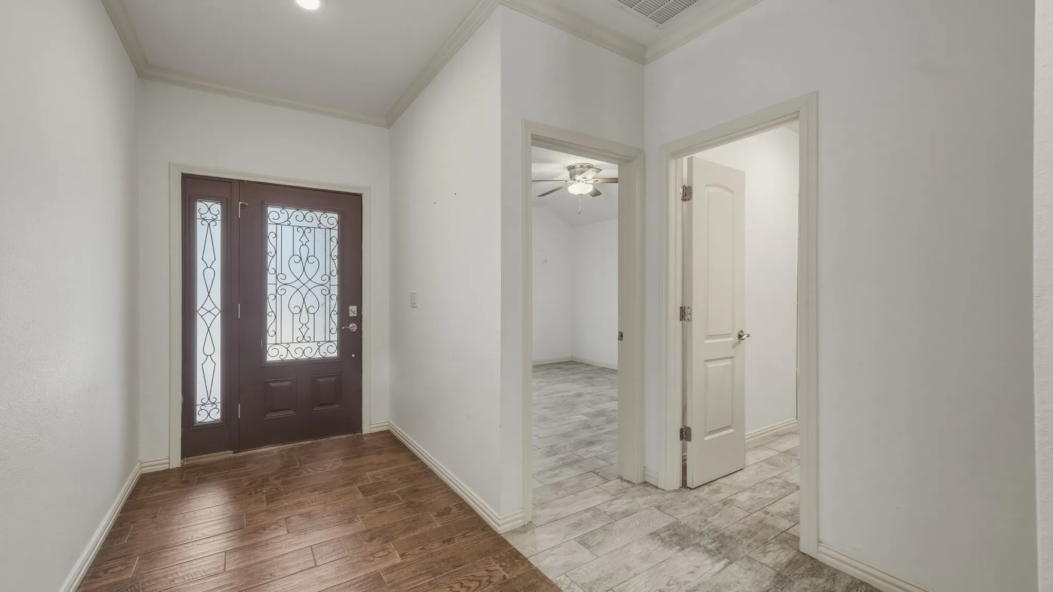 Farm For Sale in Parker County , 4277 N Fm 52, Weatherford, Texas 76088, 3 Bedroom, 2 Bathroom, 2 Garage spaces, 2,096 Sqft, built in 2018, Price $649,900, mls#21355007, Real Estate Agent in Weatherford, Homes For Sale in Parker county, Homes For Sale in Weatherford, Realtor in Weatherford Texas, Real Estate Brokerage Independent Realty Texas, Luminita Cordes Realtor