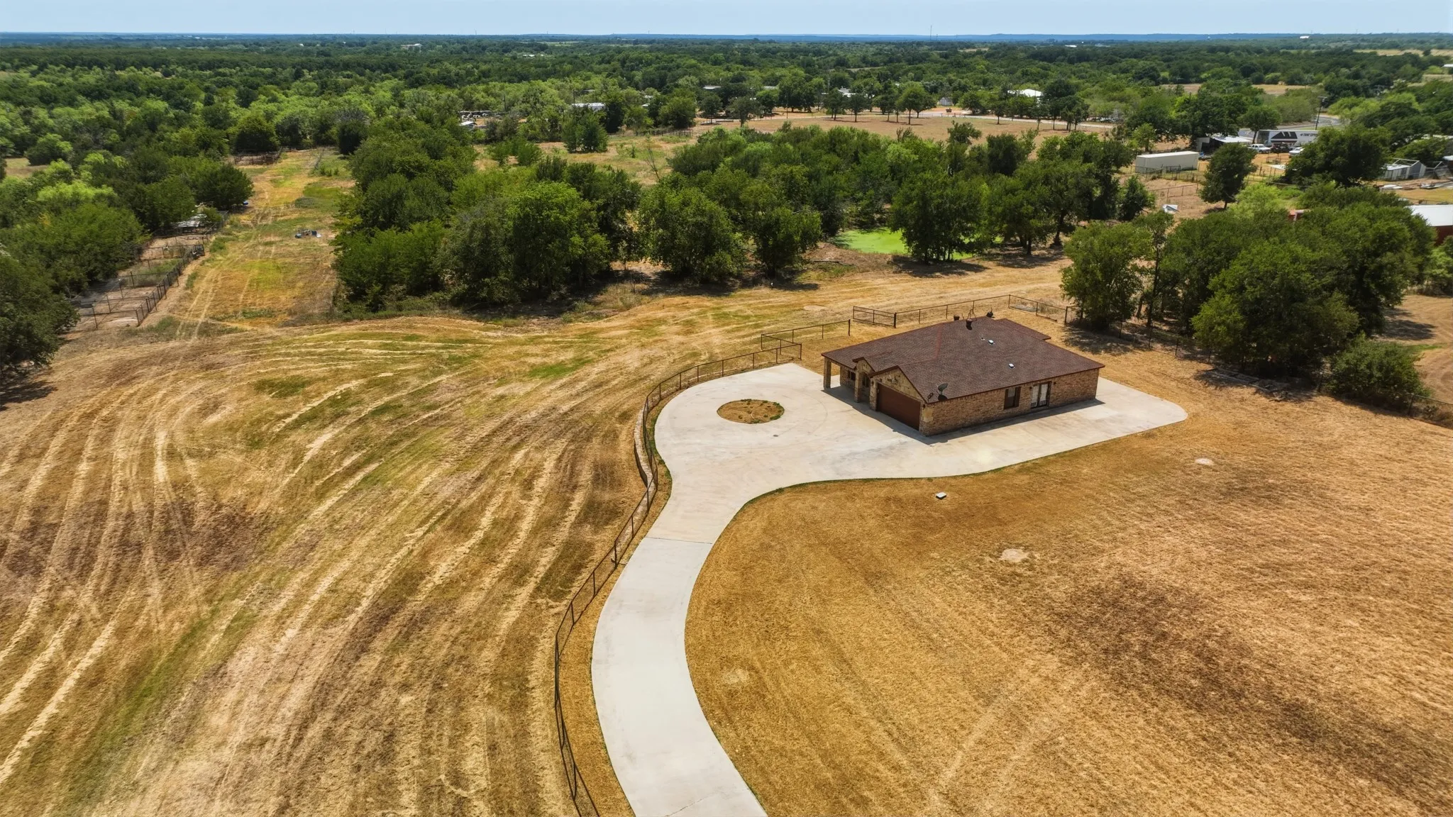 Farm For Sale in Parker County , 4277 N Fm 52, Weatherford, Texas 76088, 3 Bedroom, 2 Bathroom, 2 Garage spaces, 2,096 Sqft, built in 2018, Price $649,900, mls#21355007, Real Estate Agent in Weatherford, Homes For Sale in Parker county, Homes For Sale in Weatherford, Realtor in Weatherford Texas, Real Estate Brokerage Independent Realty Texas, Luminita Cordes Realtor