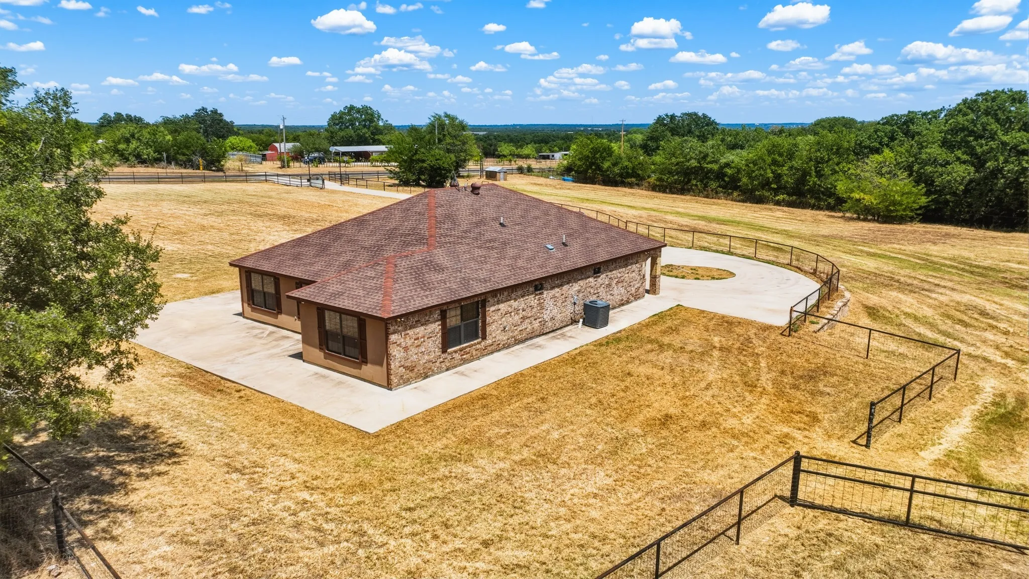 Farm For Sale in Parker County , 4277 N Fm 52, Weatherford, Texas 76088, 3 Bedroom, 2 Bathroom, 2 Garage spaces, 2,096 Sqft, built in 2018, Price $649,900, mls#21355007, Real Estate Agent in Weatherford, Homes For Sale in Parker county, Homes For Sale in Weatherford, Realtor in Weatherford Texas, Real Estate Brokerage Independent Realty Texas, Luminita Cordes Realtor