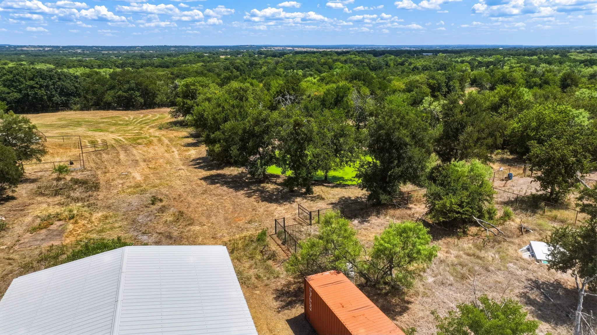 Farm For Sale in Parker County , 4277 N Fm 52, Weatherford, Texas 76088, 3 Bedroom, 2 Bathroom, 2 Garage spaces, 2,096 Sqft, built in 2018, Price $649,900, mls#21355007, Real Estate Agent in Weatherford, Homes For Sale in Parker county, Homes For Sale in Weatherford, Realtor in Weatherford Texas, Real Estate Brokerage Independent Realty Texas, Luminita Cordes Realtor