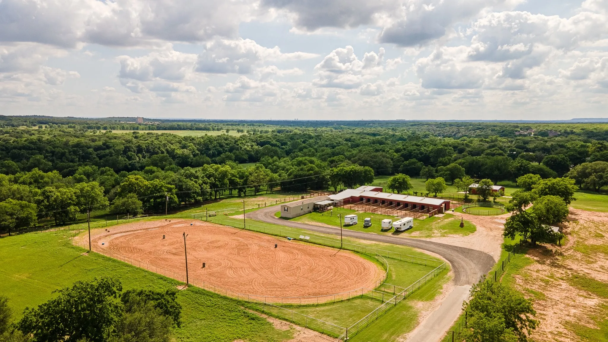 Single Family Residence For Sale in Hood County , 2184 Middlewood Circle, Granbury, Texas 76049, 4 Bedroom, 3 Bathroom, 3 Garage spaces, 3,000 Sqft, built in 2026, mls#21350585, Real Estate Agent in Granbury, Homes For Sale in Hood county, Homes For Sale in Granbury, Realtor in Granbury Texas, Real Estate Brokerage Independent Realty Texas, Luminita Cordes Realtor