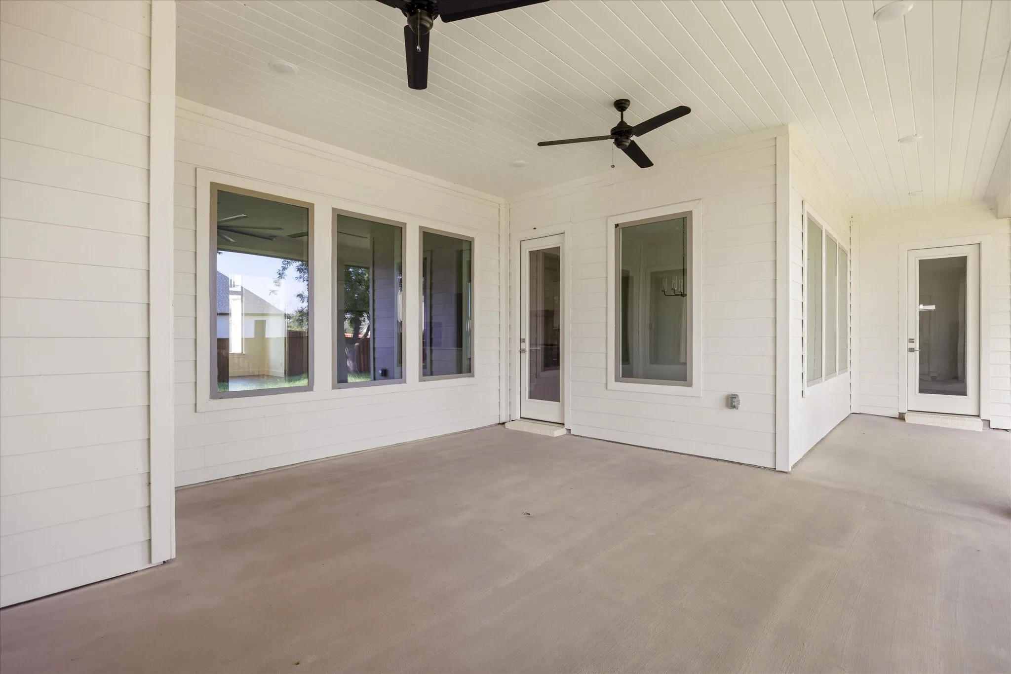 Single Family Residence For Sale in Hood County , 2184 Middlewood Circle, Granbury, Texas 76049, 4 Bedroom, 3 Bathroom, 3 Garage spaces, 3,000 Sqft, built in 2026, mls#21350585, Real Estate Agent in Granbury, Homes For Sale in Hood county, Homes For Sale in Granbury, Realtor in Granbury Texas, Real Estate Brokerage Independent Realty Texas, Luminita Cordes Realtor