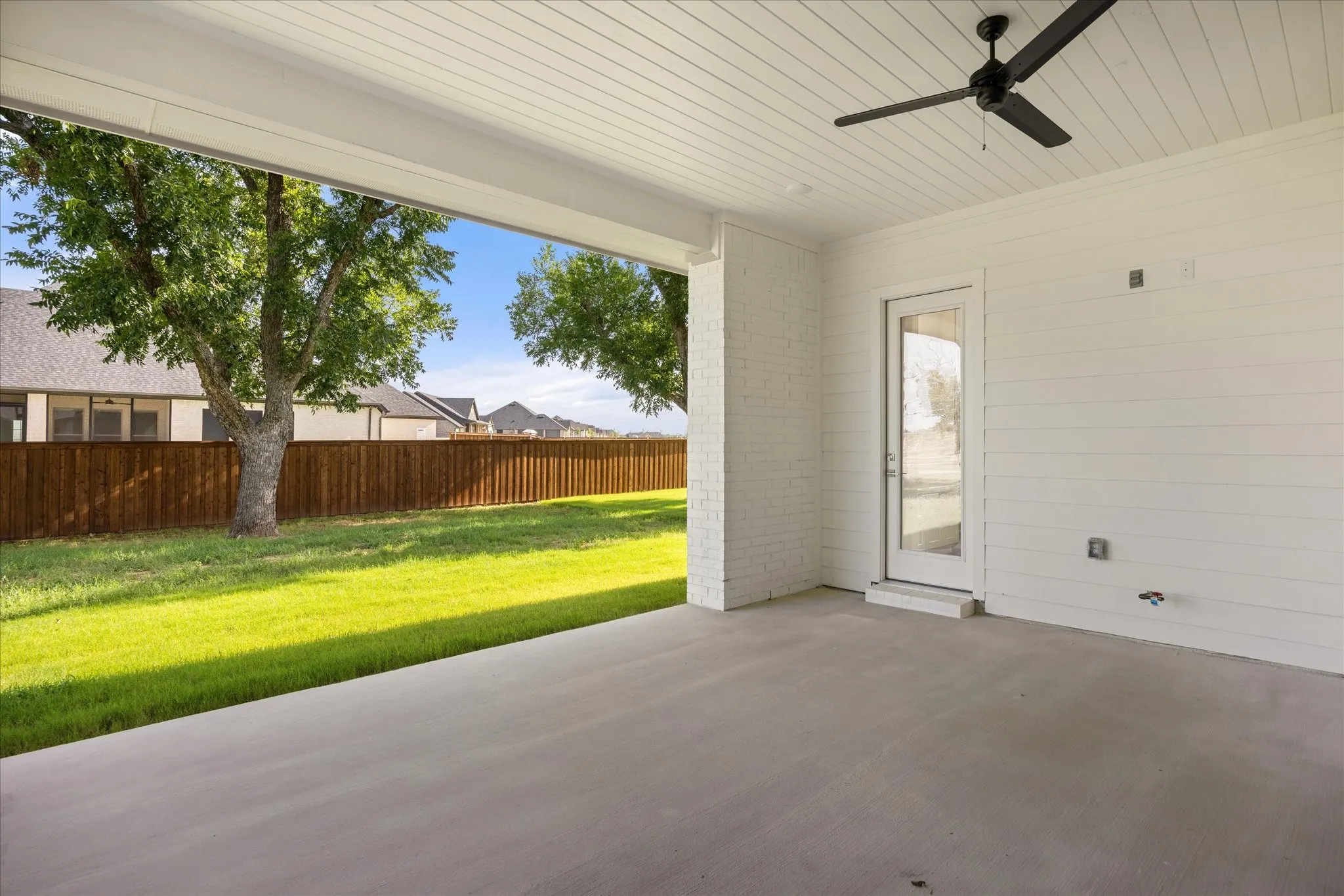 Single Family Residence For Sale in Hood County , 2184 Middlewood Circle, Granbury, Texas 76049, 4 Bedroom, 3 Bathroom, 3 Garage spaces, 3,000 Sqft, built in 2026, mls#21350585, Real Estate Agent in Granbury, Homes For Sale in Hood county, Homes For Sale in Granbury, Realtor in Granbury Texas, Real Estate Brokerage Independent Realty Texas, Luminita Cordes Realtor