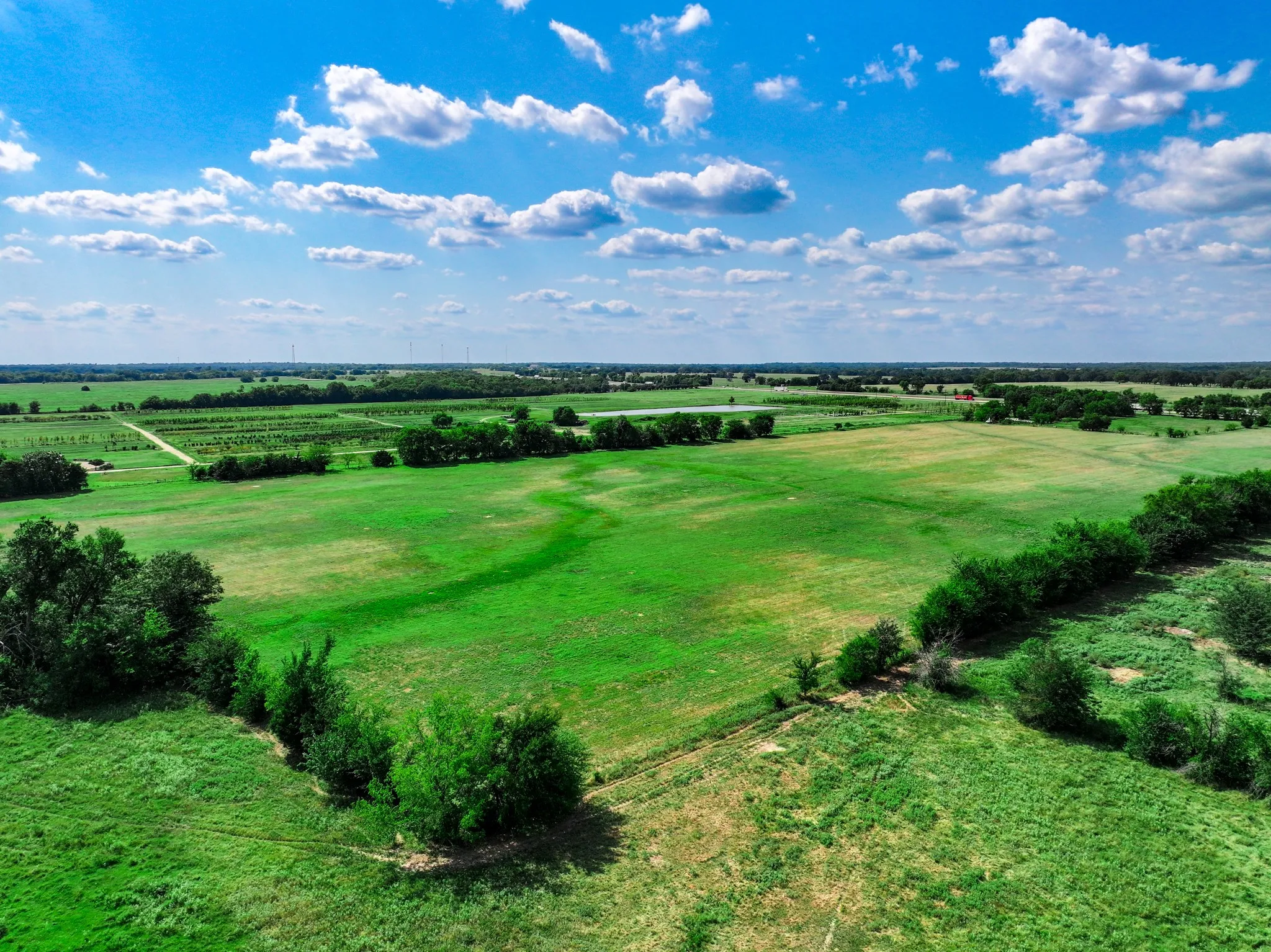 Single Family Residence For Sale in Hopkins County , 7801 W Interstate Highway 30, Cumby, Texas 75433, 3 Bedrooms, 2 Bathrooms, Garage spaces, 1,660 Sqft, built in 1977, Price $999,900, mls#21355793, Real Estate Agent in Cumby, Homes For Sale in Hopkins county, Homes For Sale in Cumby, Realtor in Cumby Texas, Real Estate Brokerage Independent Realty Texas, Luminita Cordes Realtor